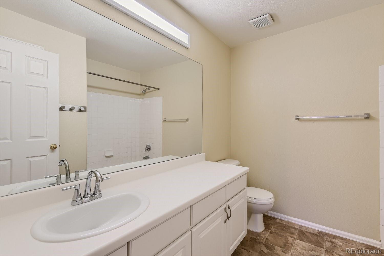 9138 Gale Boulevard Unit: 2