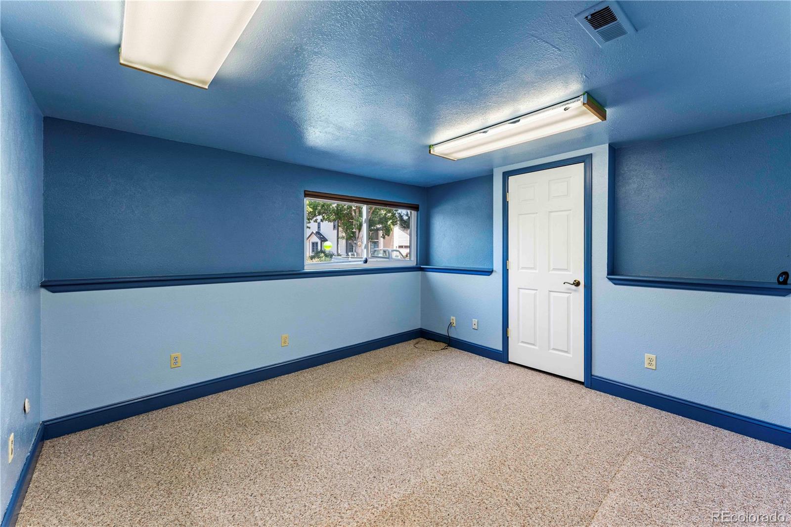 8033 Marshall Circle