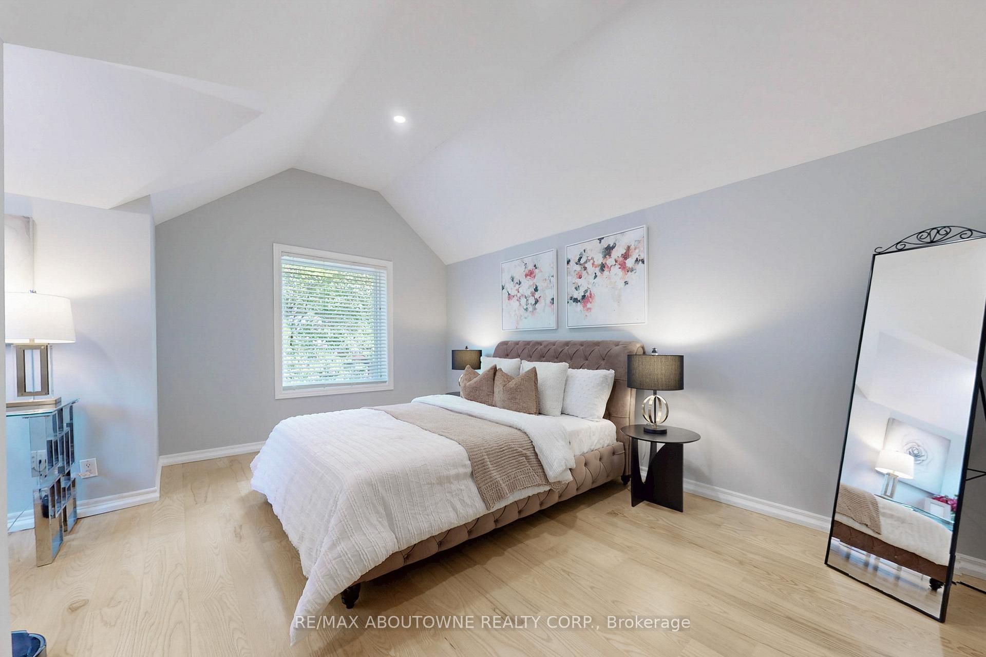 152 Elton Park Road