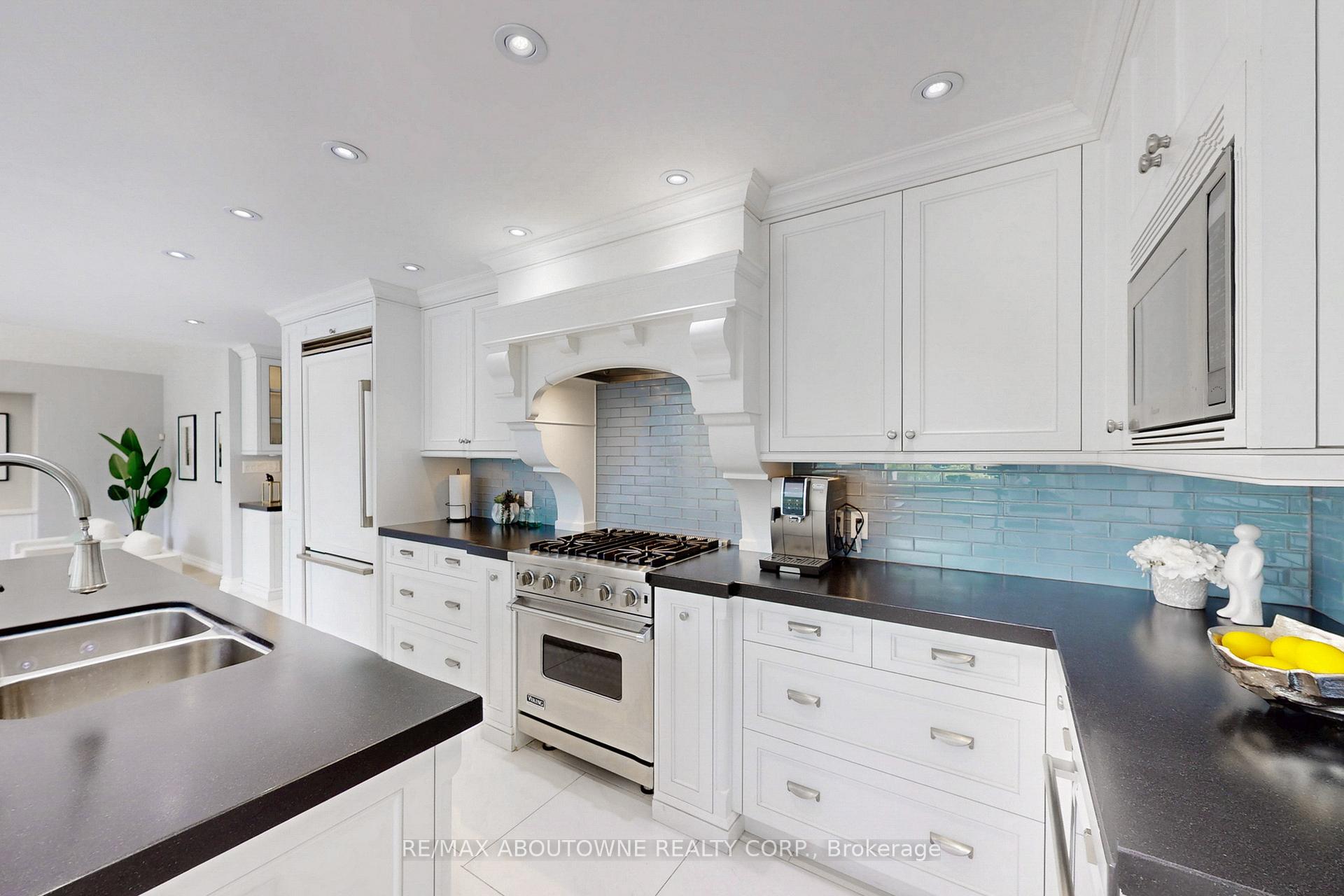 152 Elton Park Road