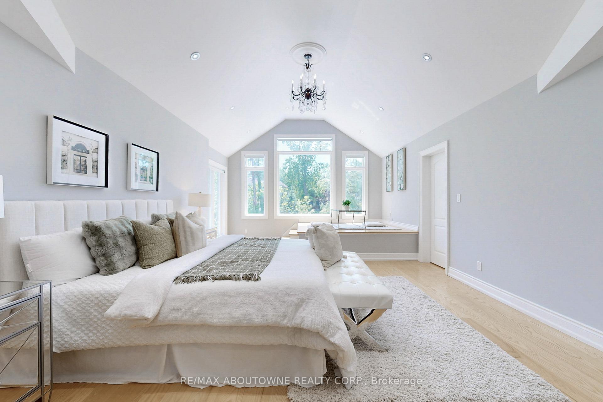 152 Elton Park Road