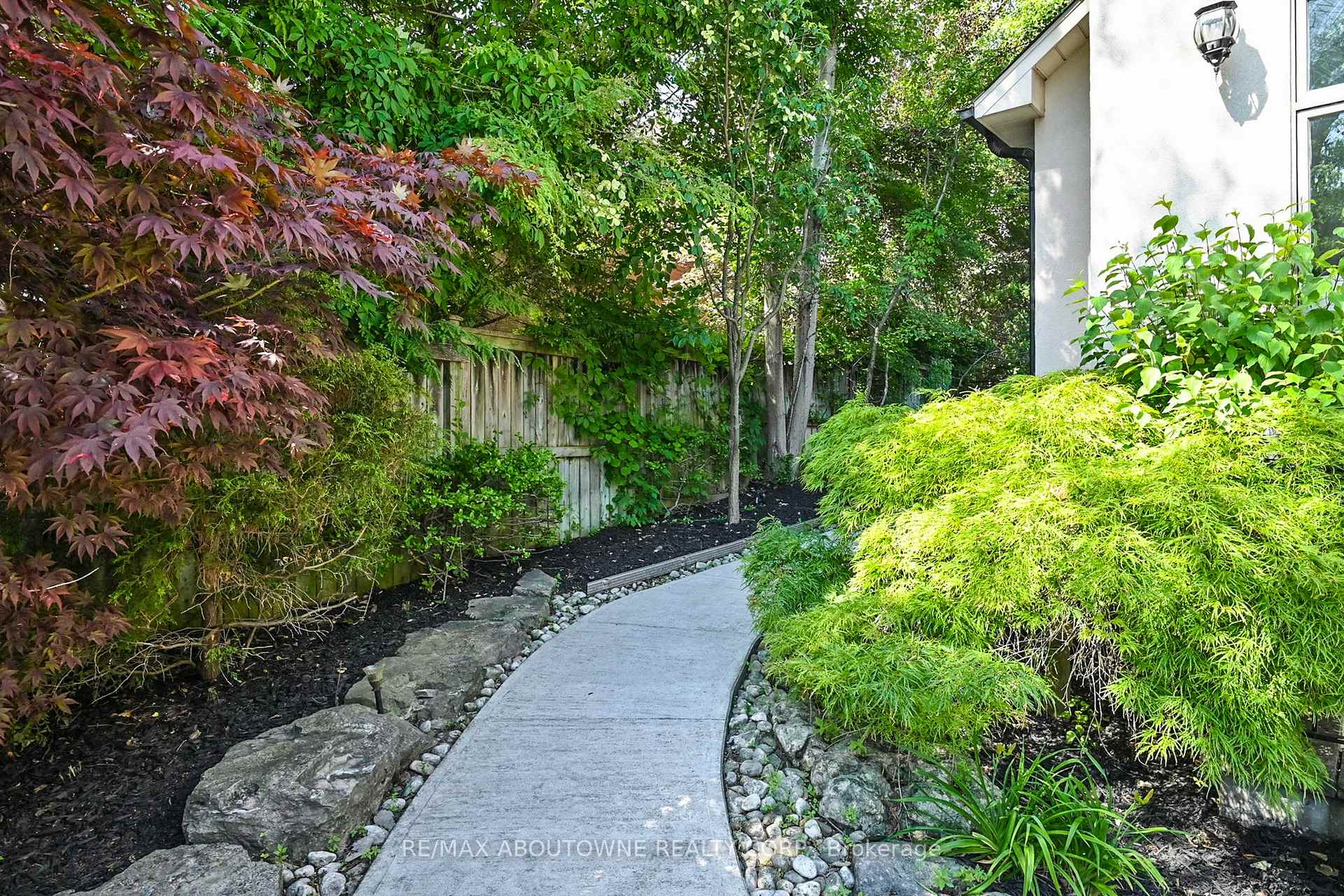 152 Elton Park Road