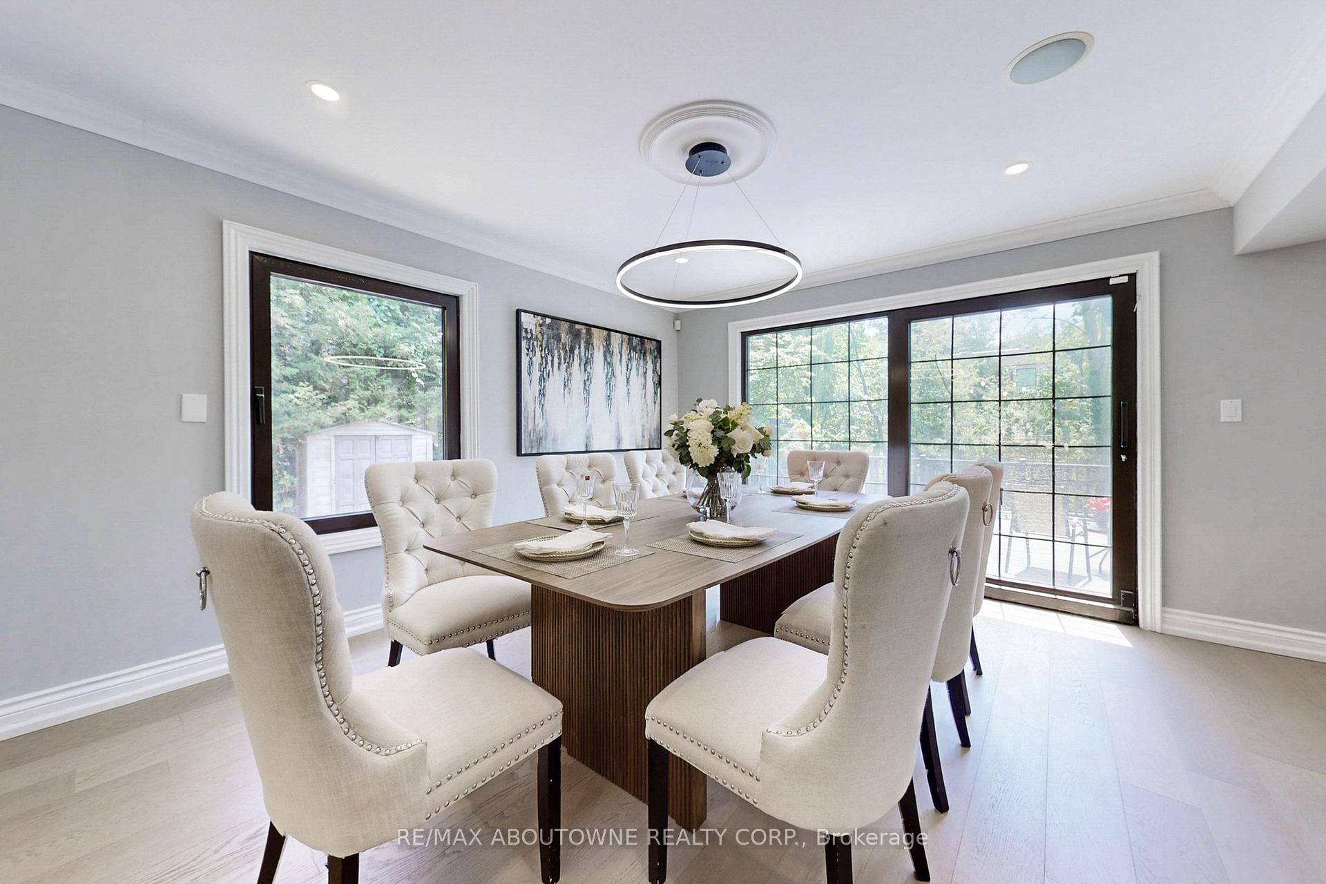 152 Elton Park Road
