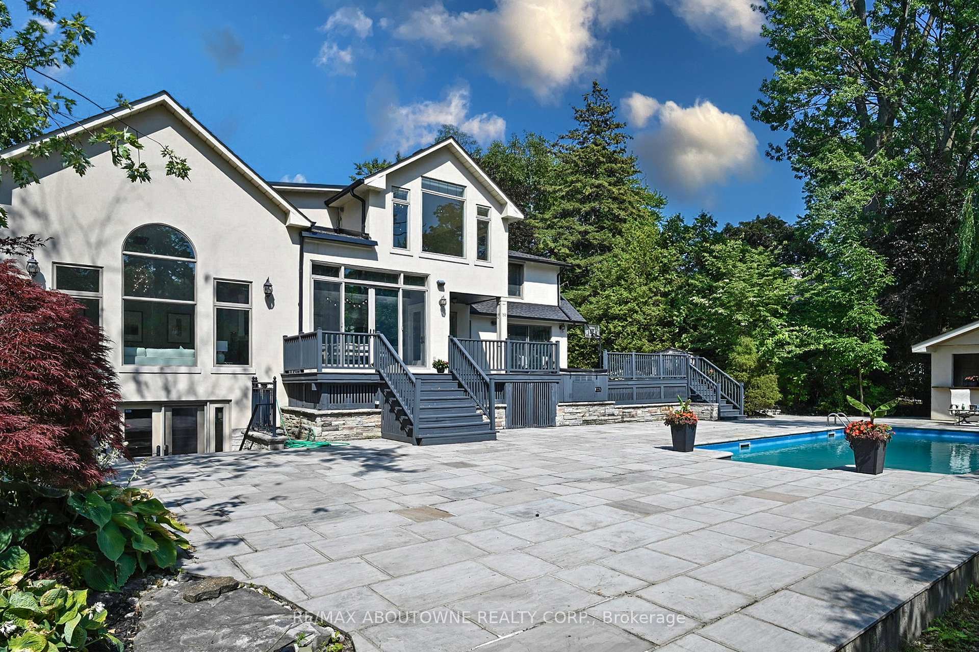 152 Elton Park Road