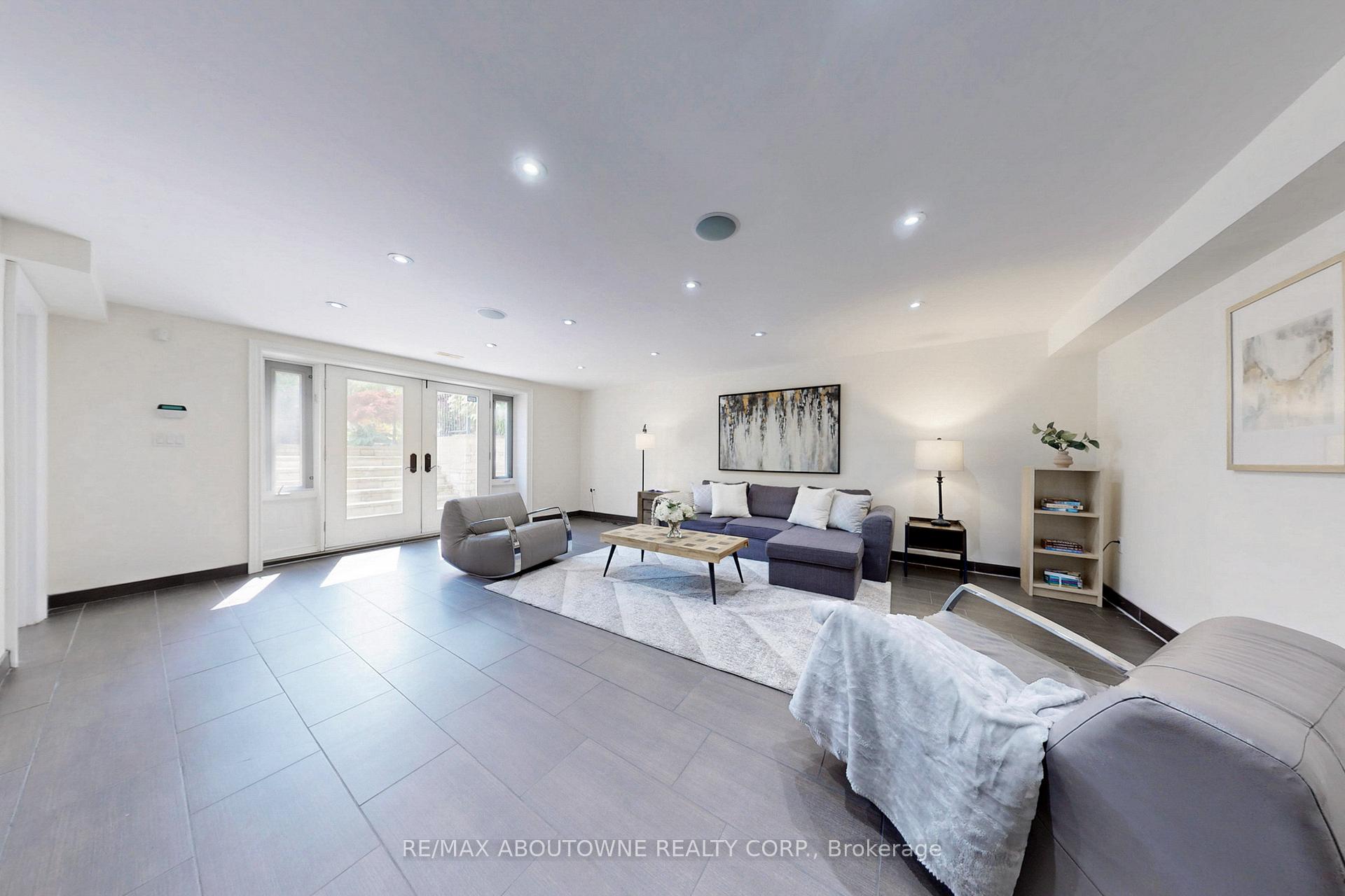 152 Elton Park Road