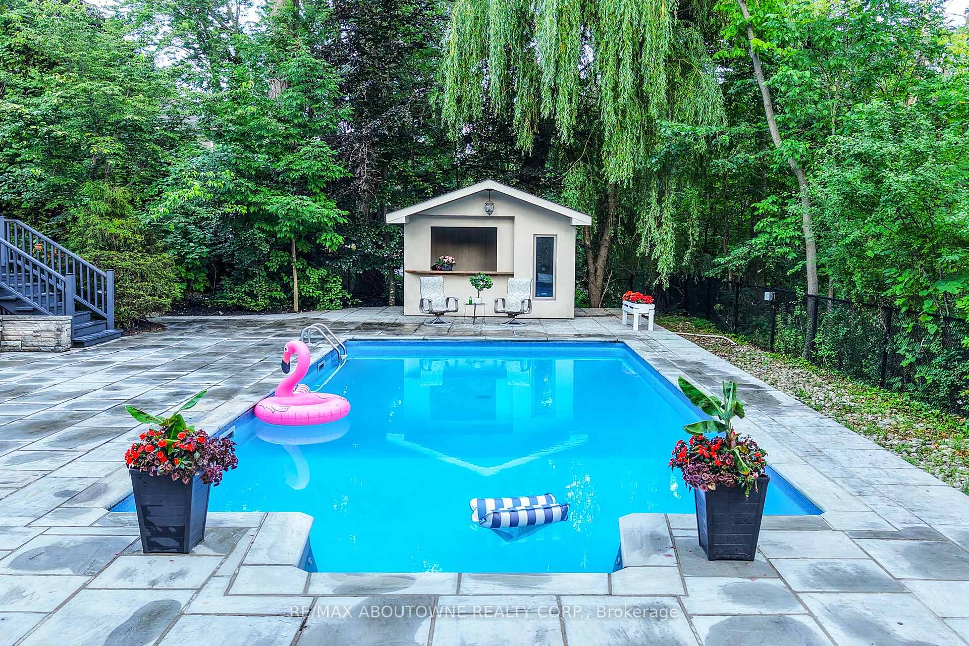 152 Elton Park Road