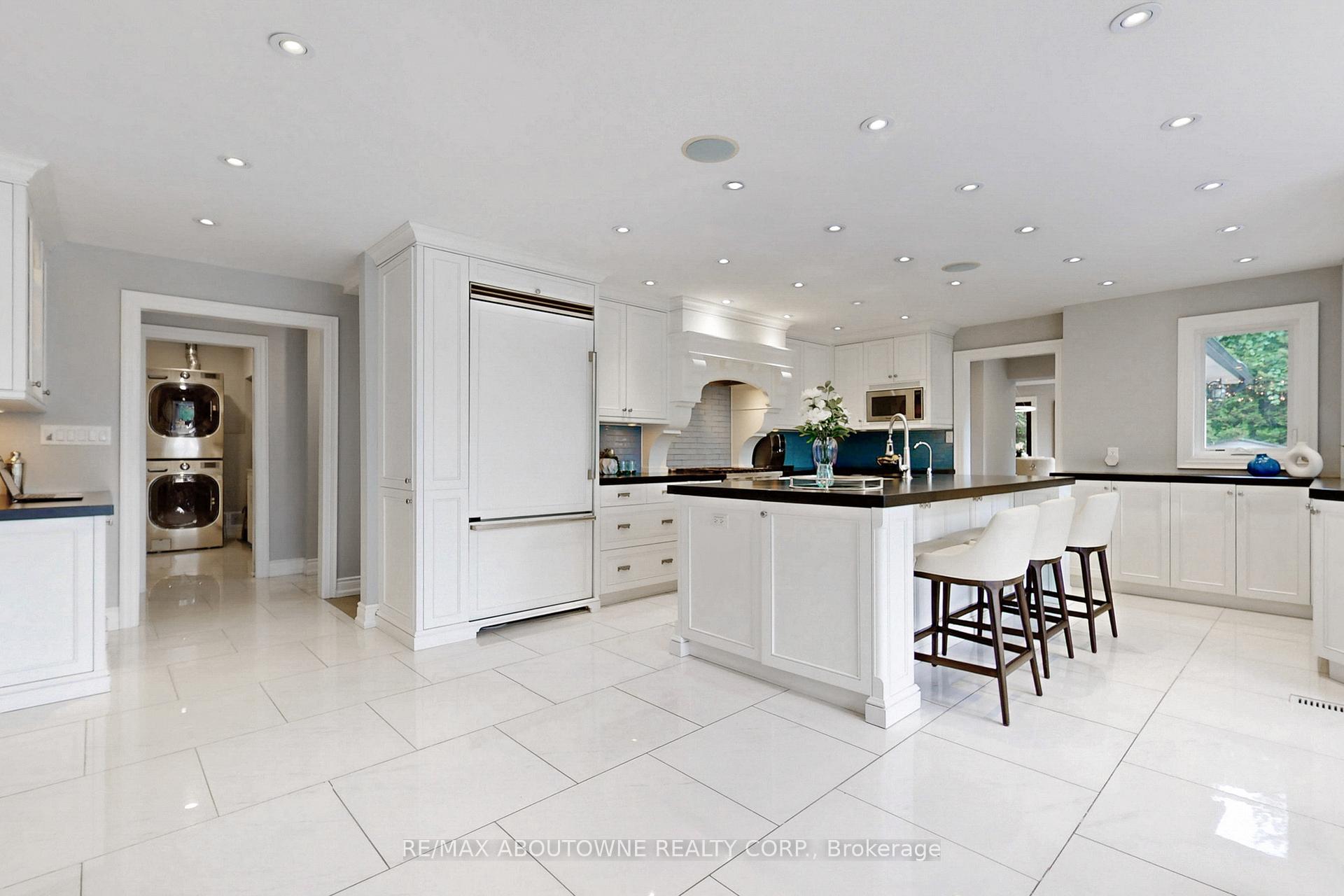 152 Elton Park Road
