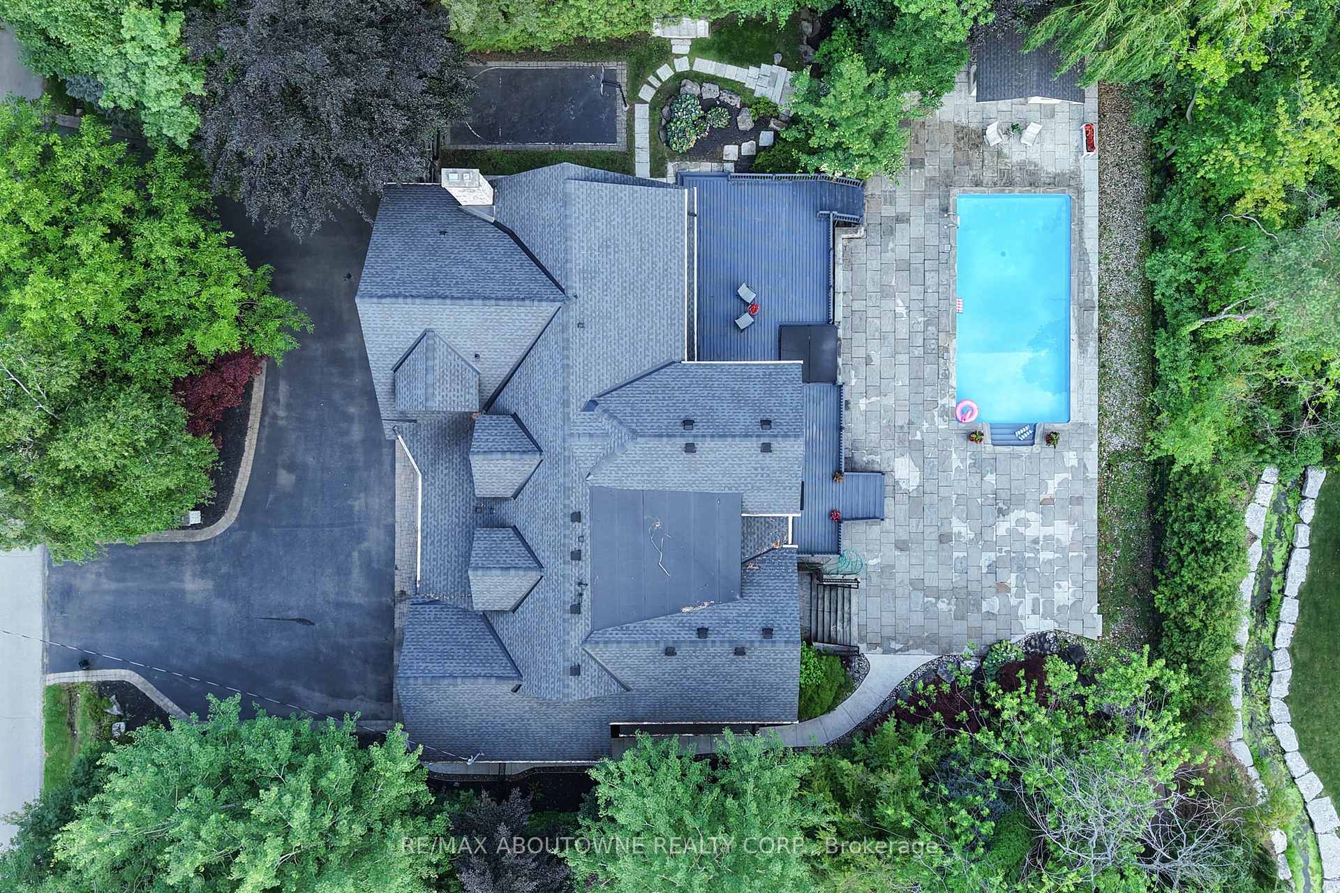 152 Elton Park Road