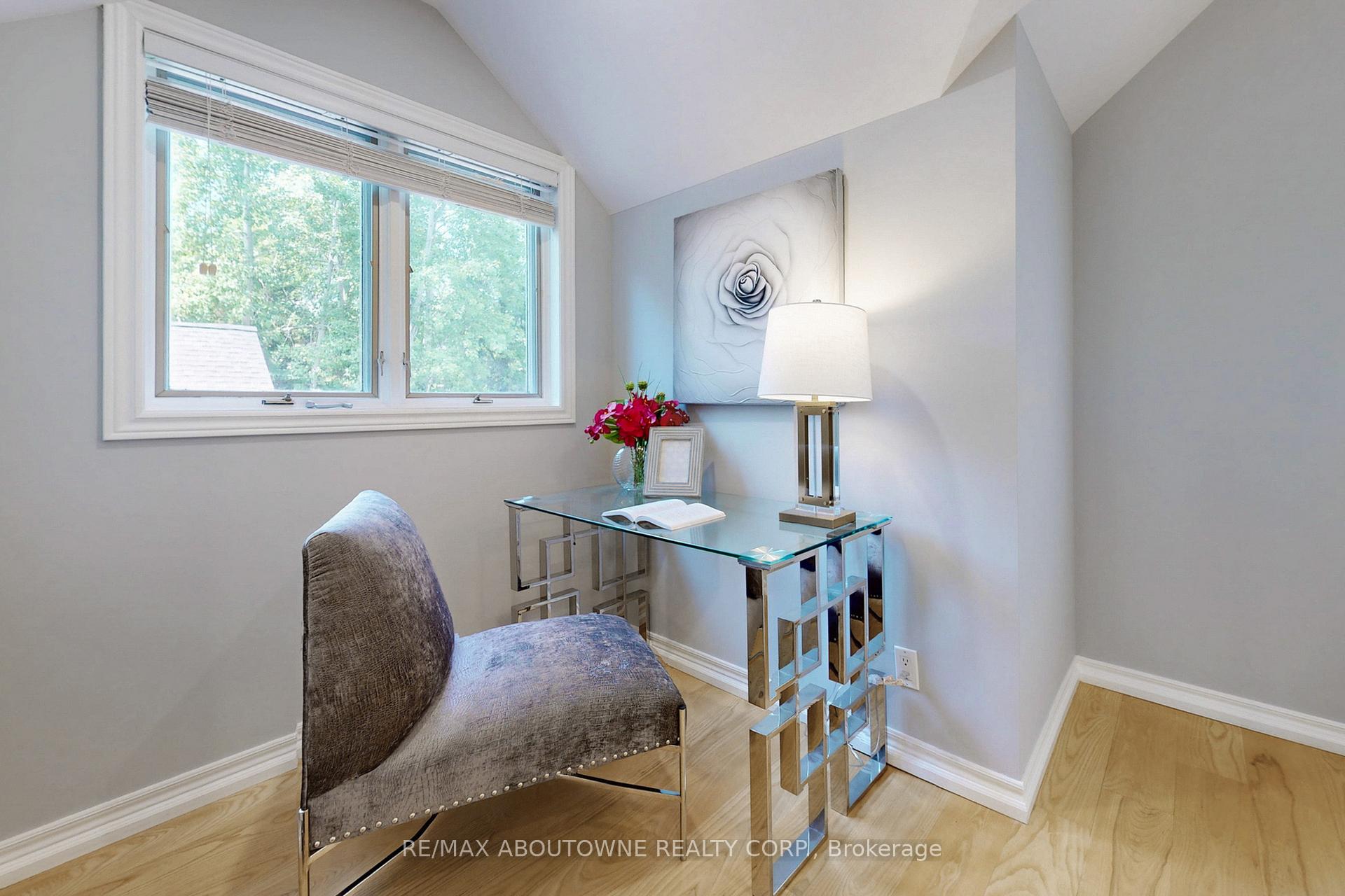 152 Elton Park Road
