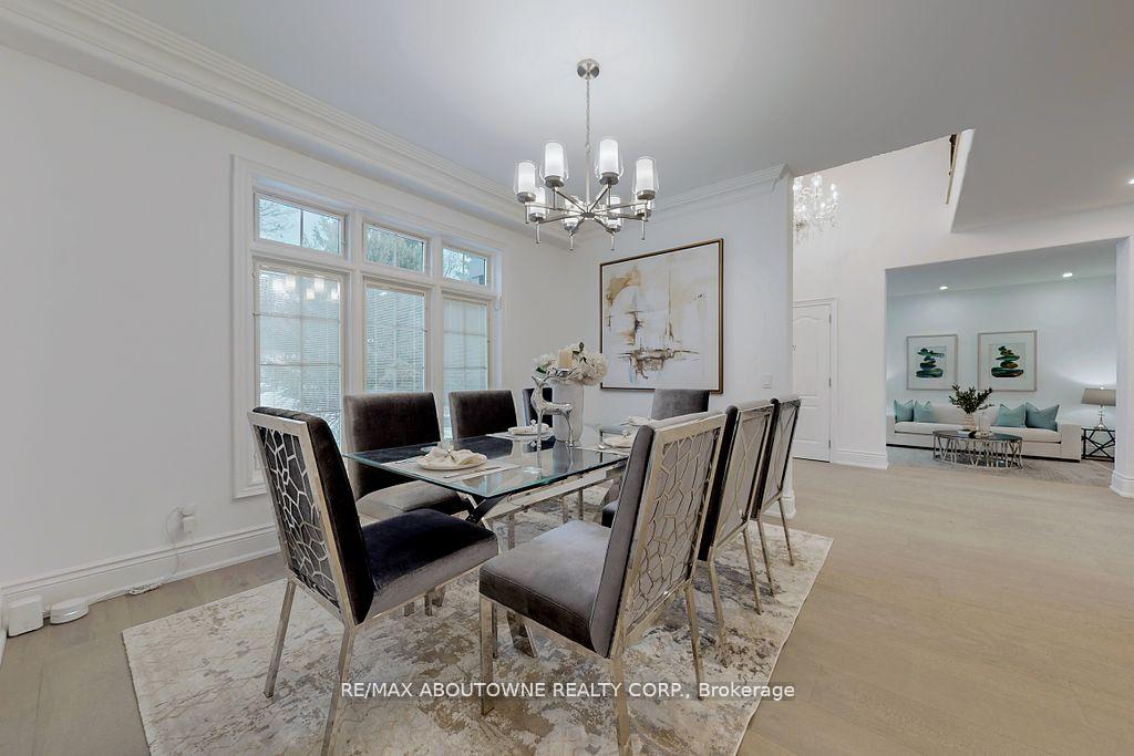 116 Parkwood Court
