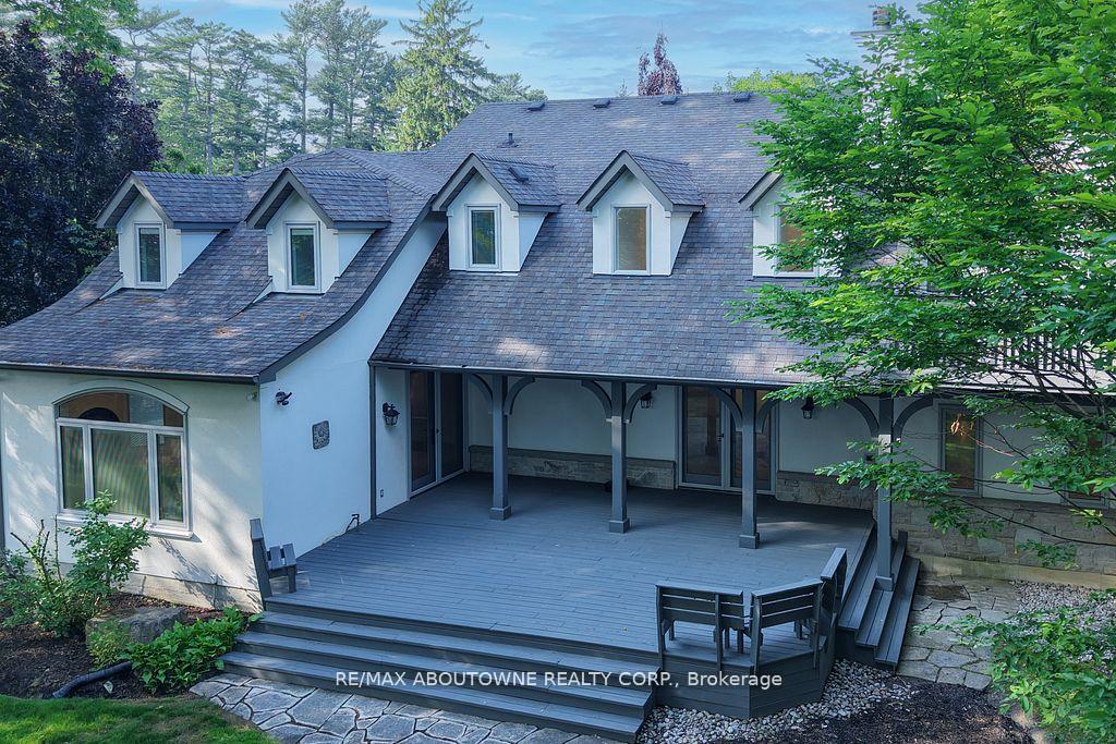 116 Parkwood Court