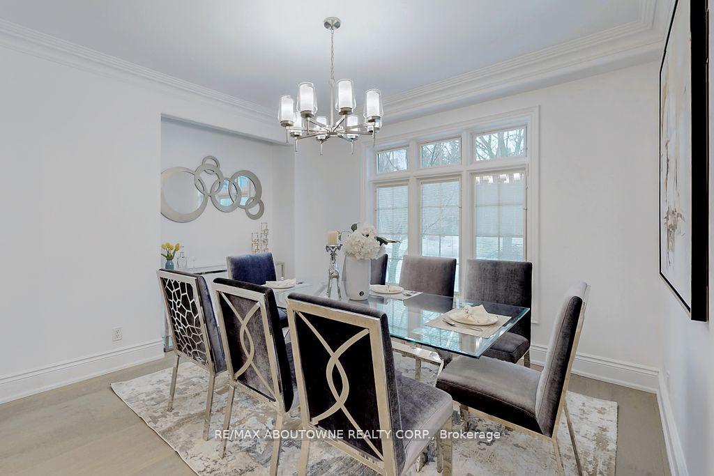 116 Parkwood Court