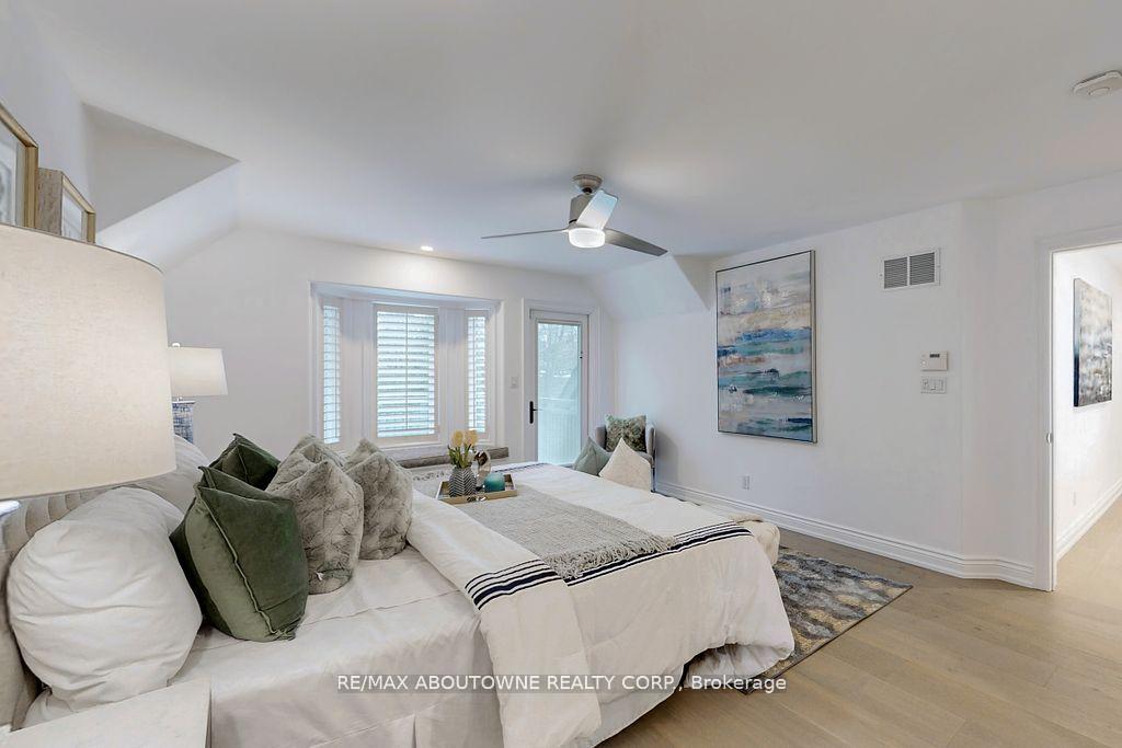 116 Parkwood Court