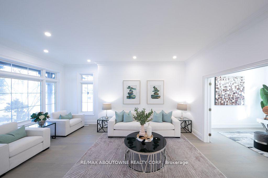 116 Parkwood Court