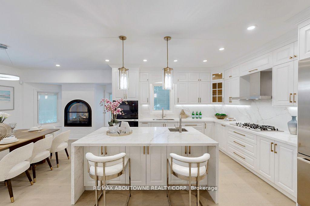116 Parkwood Court