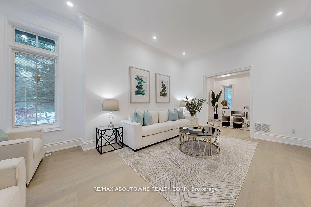 116 Parkwood Court