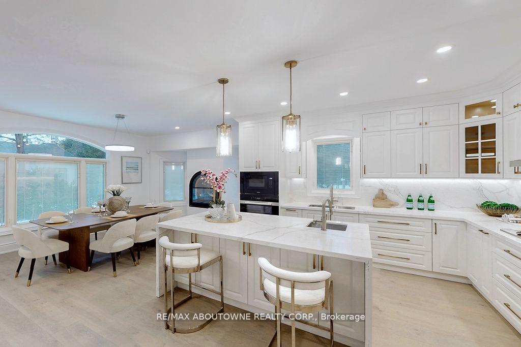 116 Parkwood Court