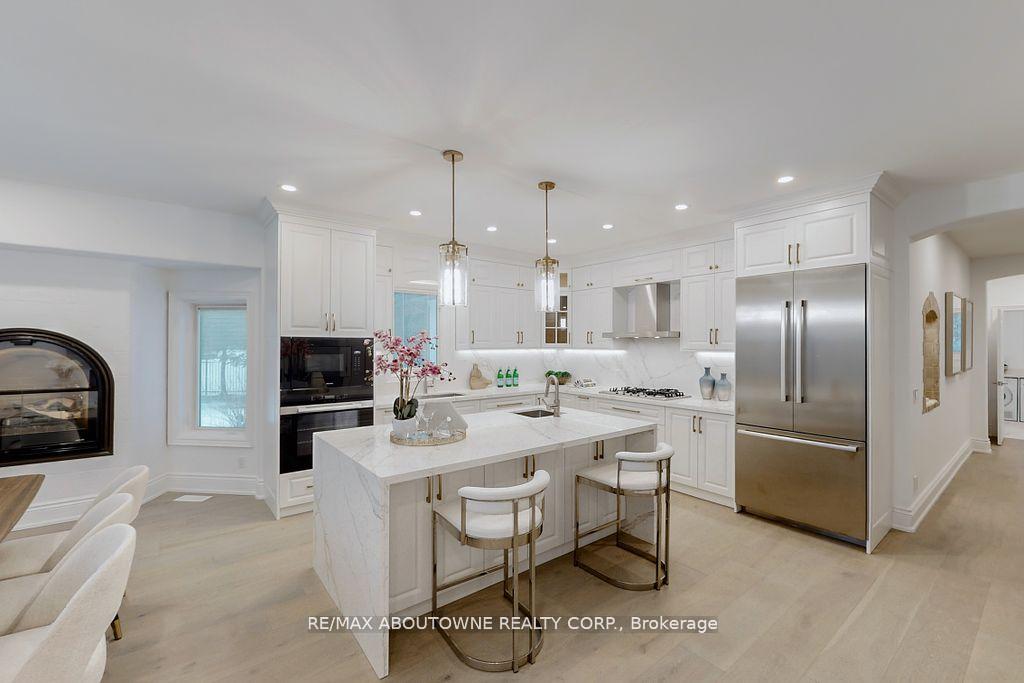 116 Parkwood Court