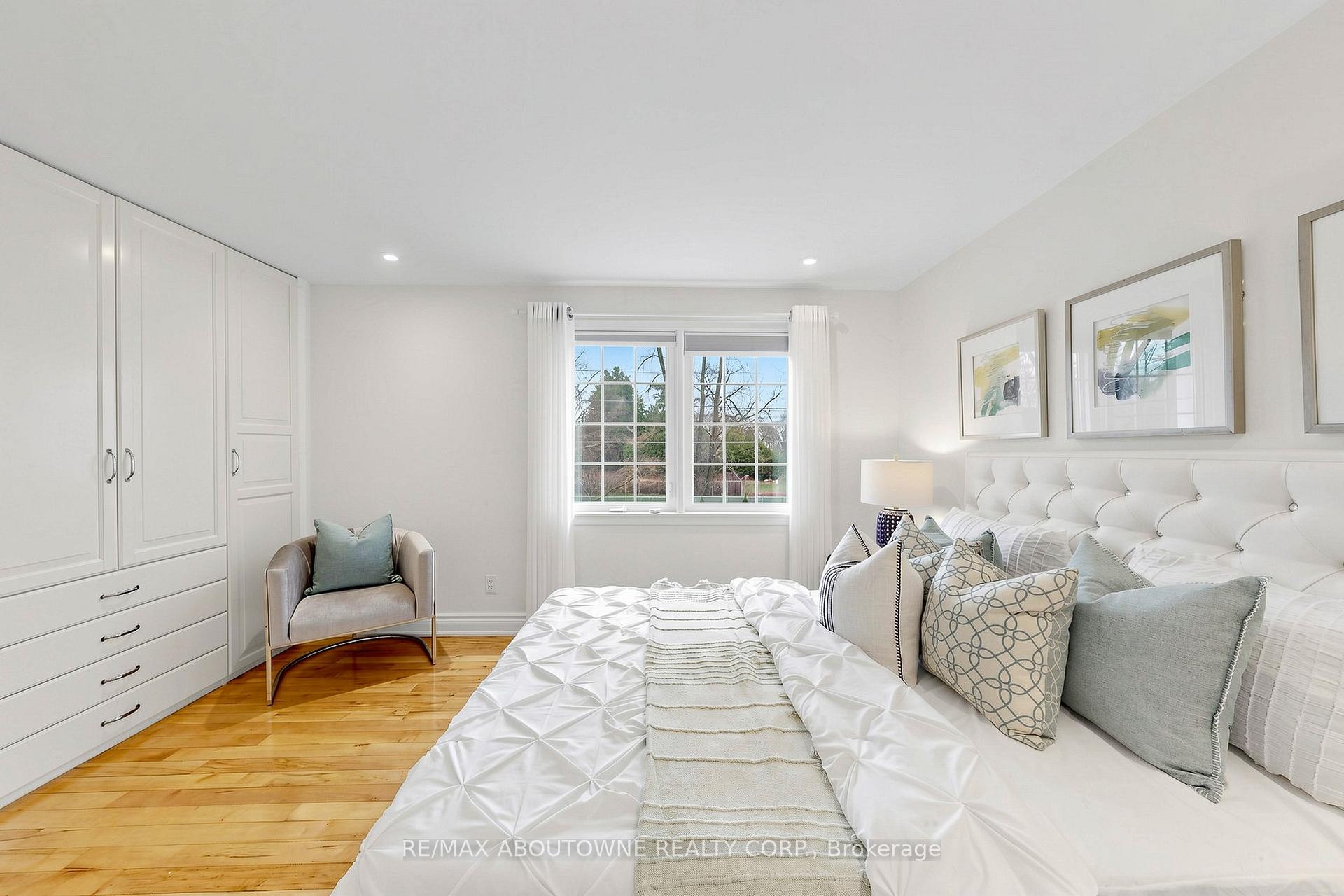 1316 Cambridge Drive