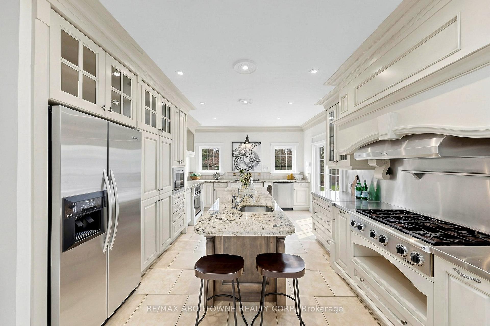 1316 Cambridge Drive