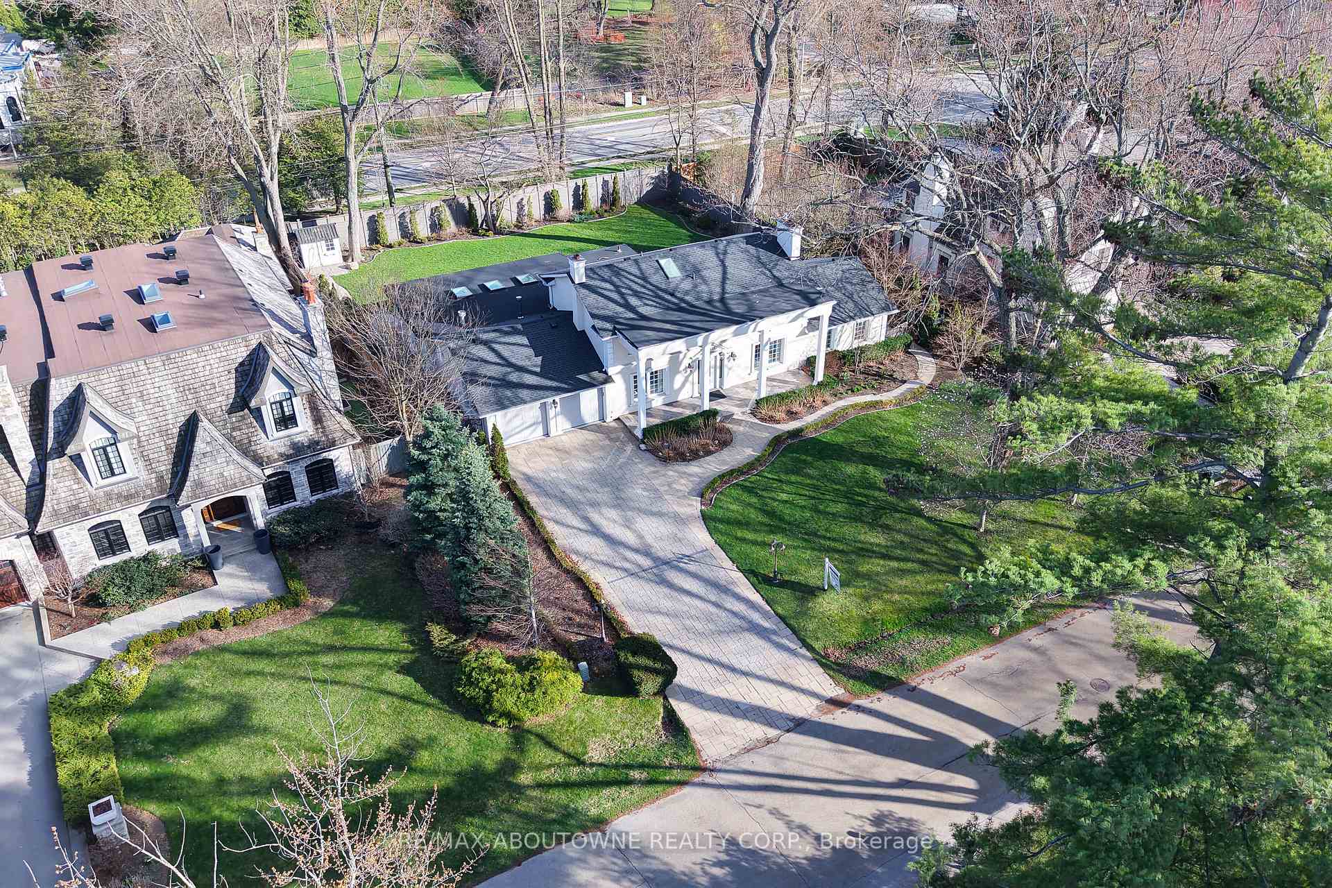 1316 Cambridge Drive