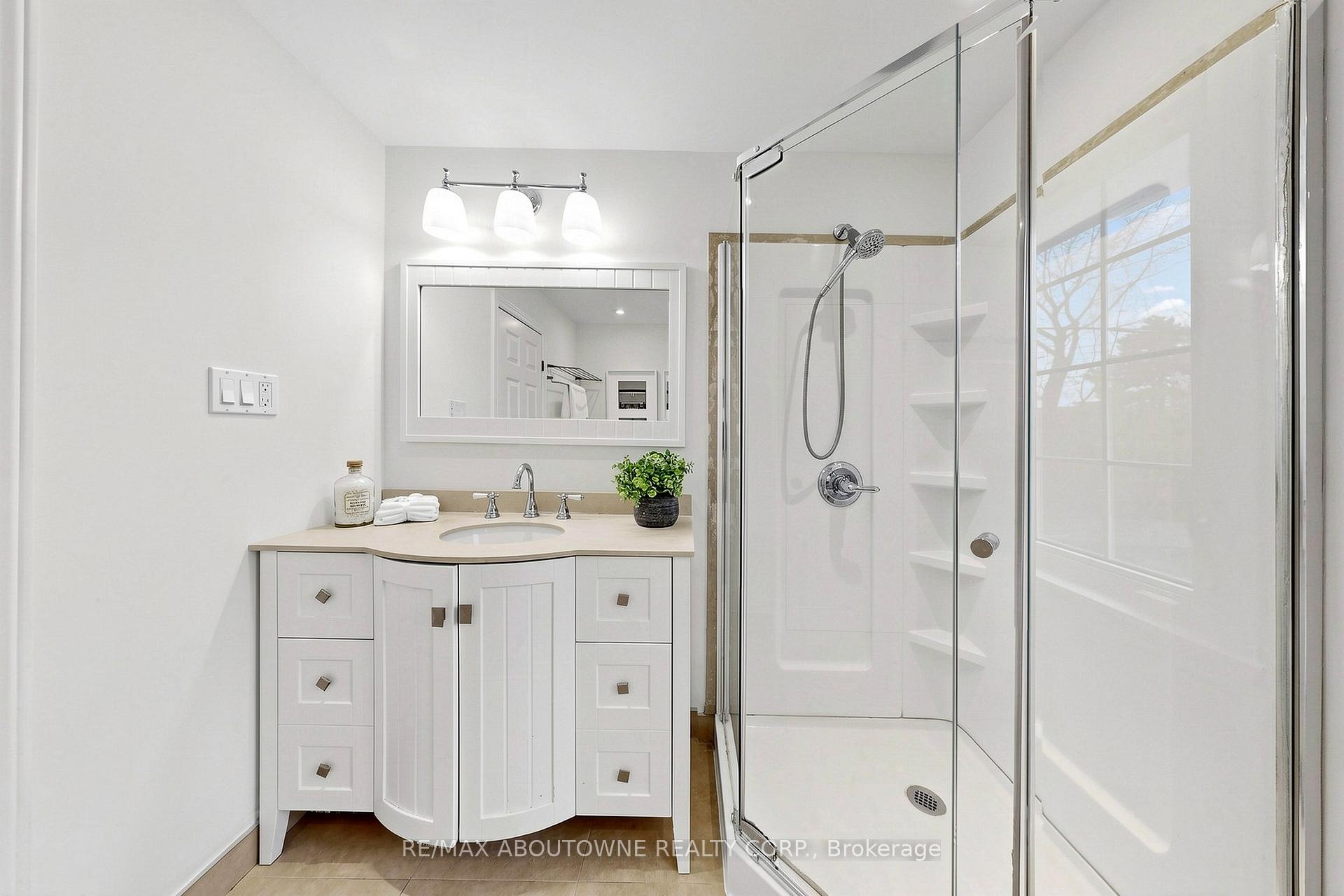 1316 Cambridge Drive