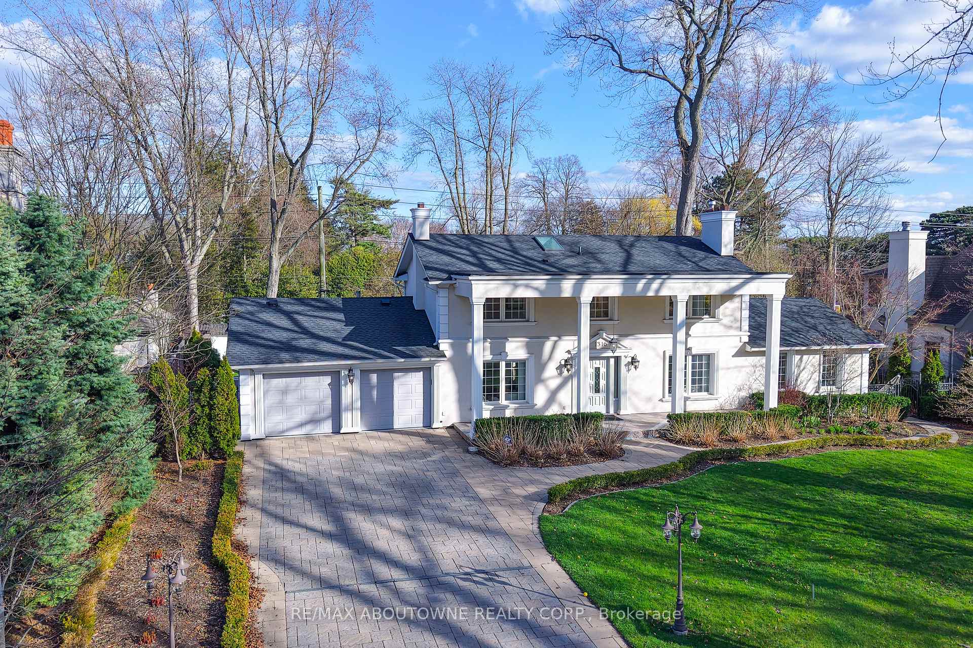 1316 Cambridge Drive