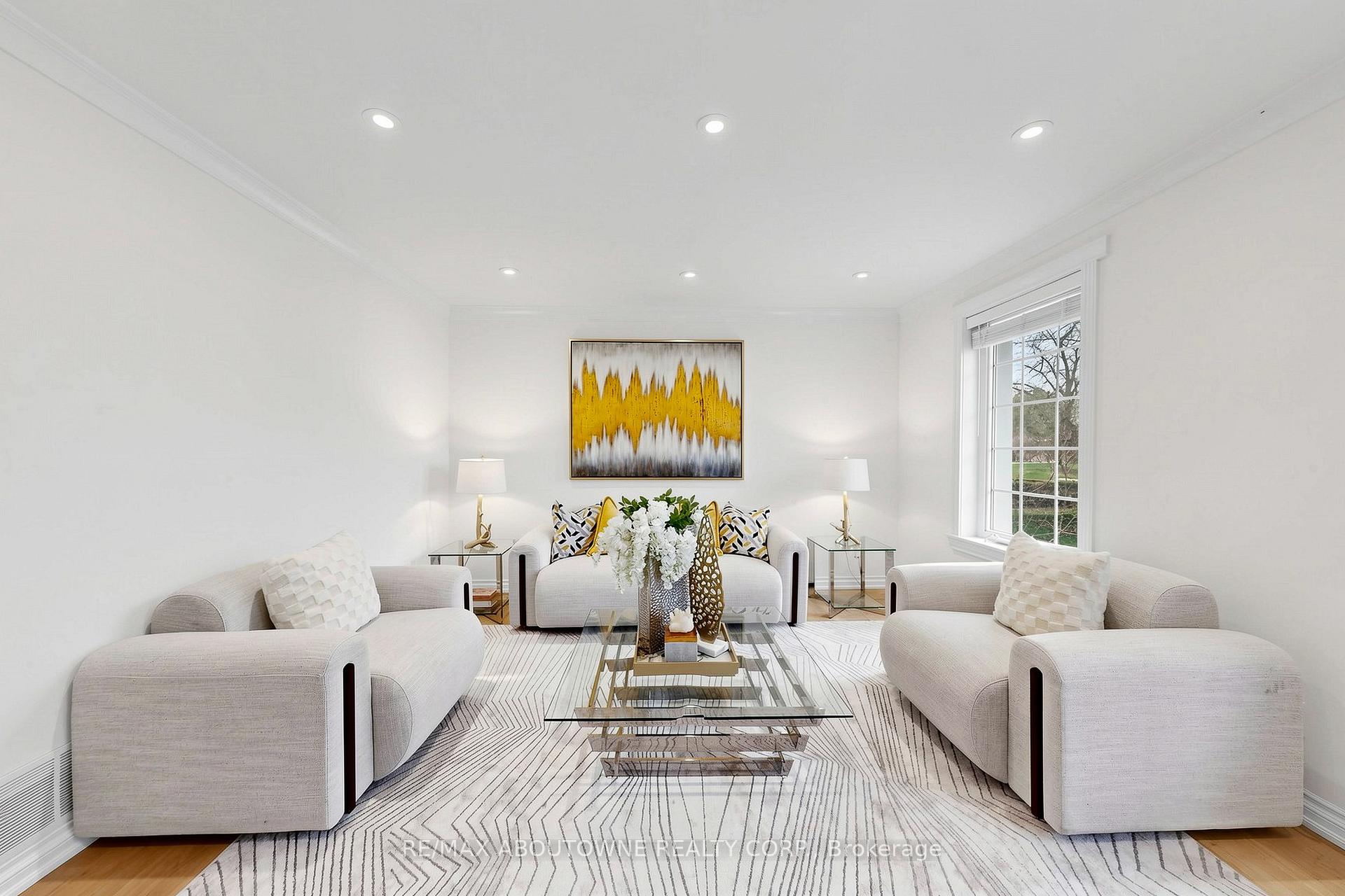 1316 Cambridge Drive