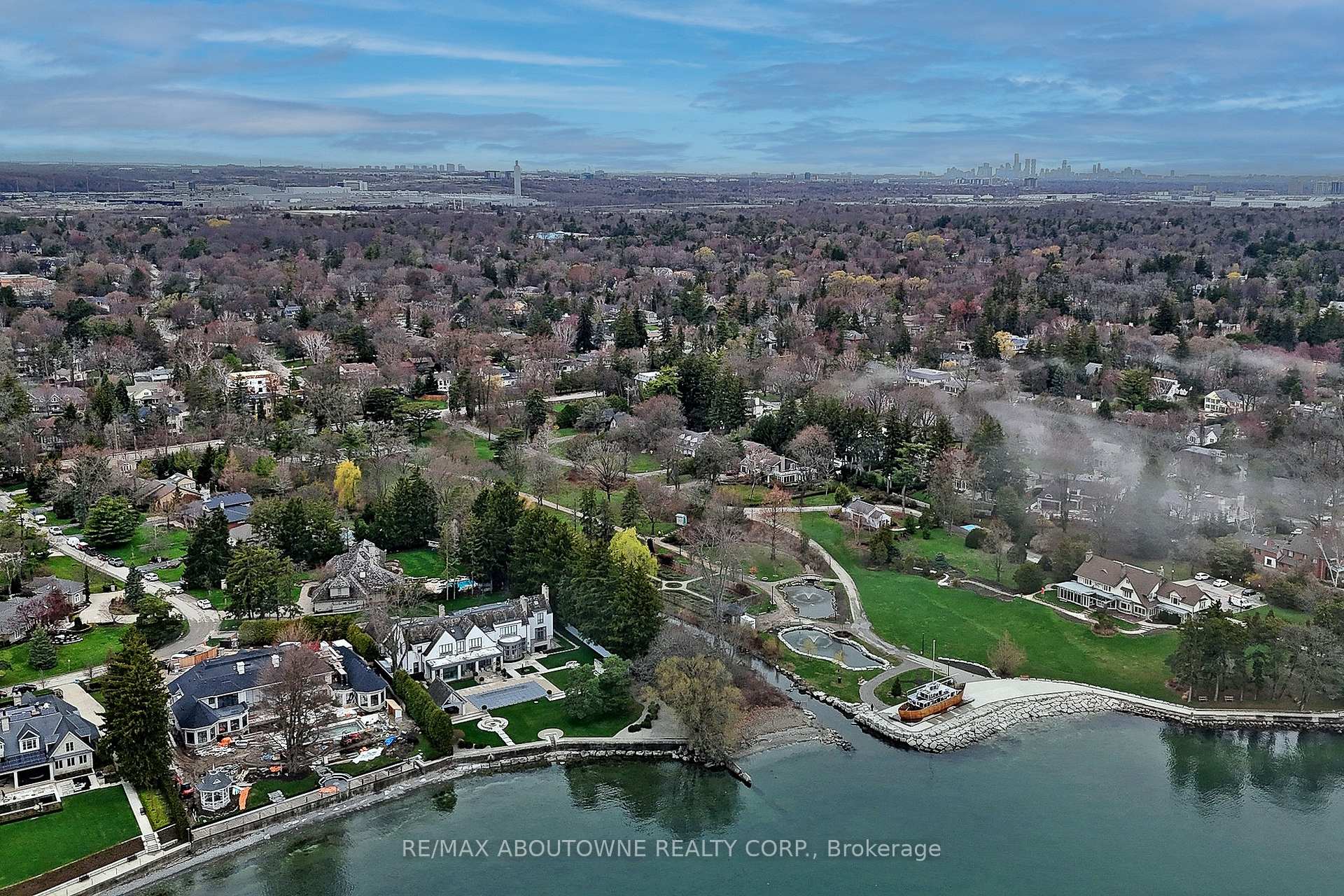 1316 Cambridge Drive