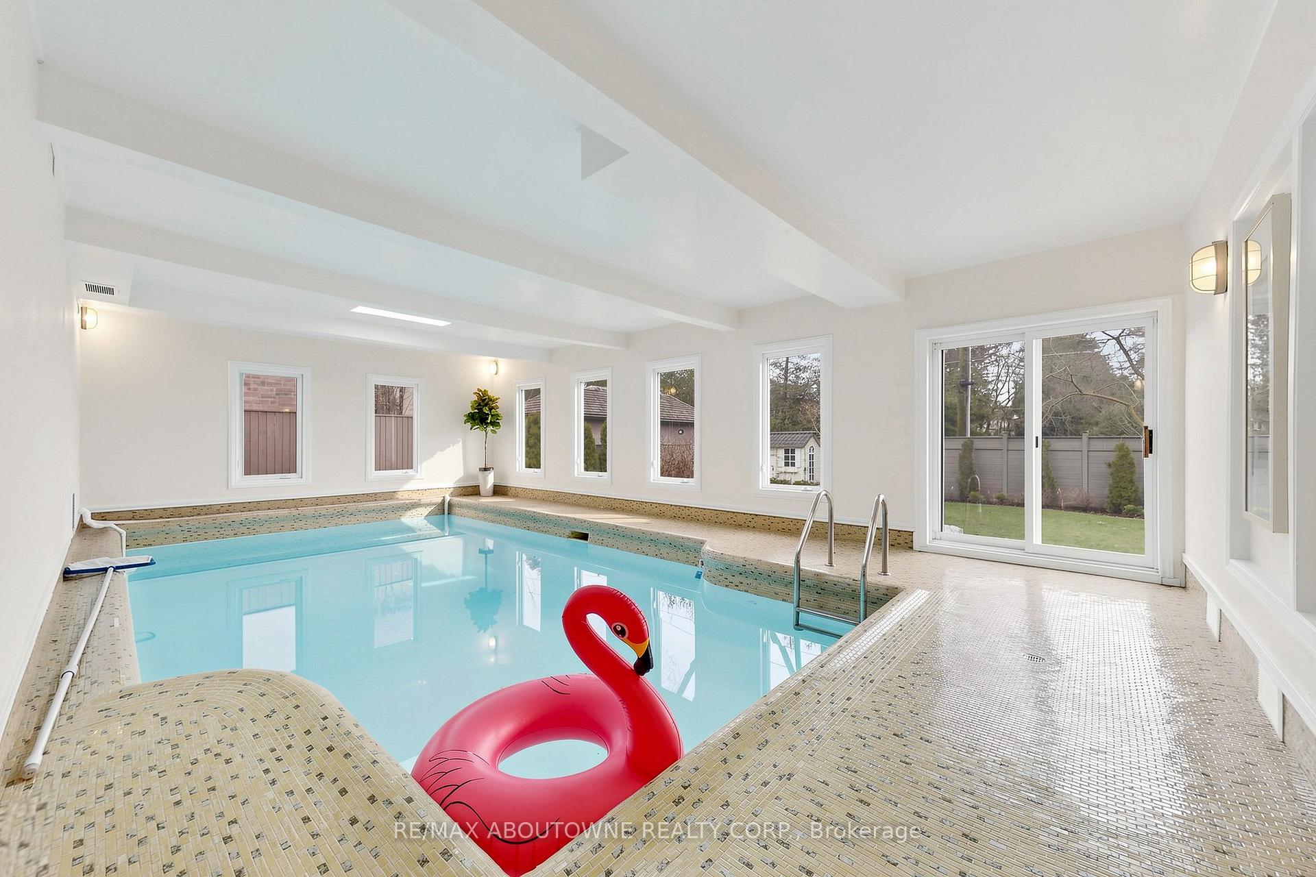 1316 Cambridge Drive