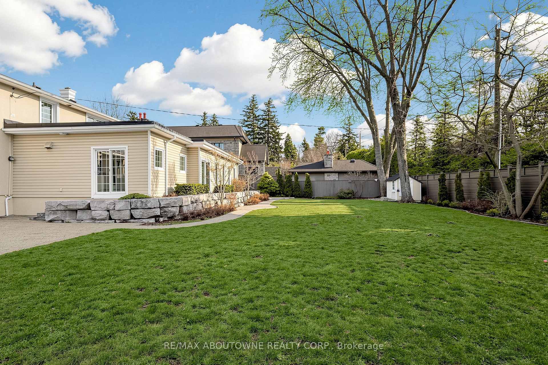 1316 Cambridge Drive