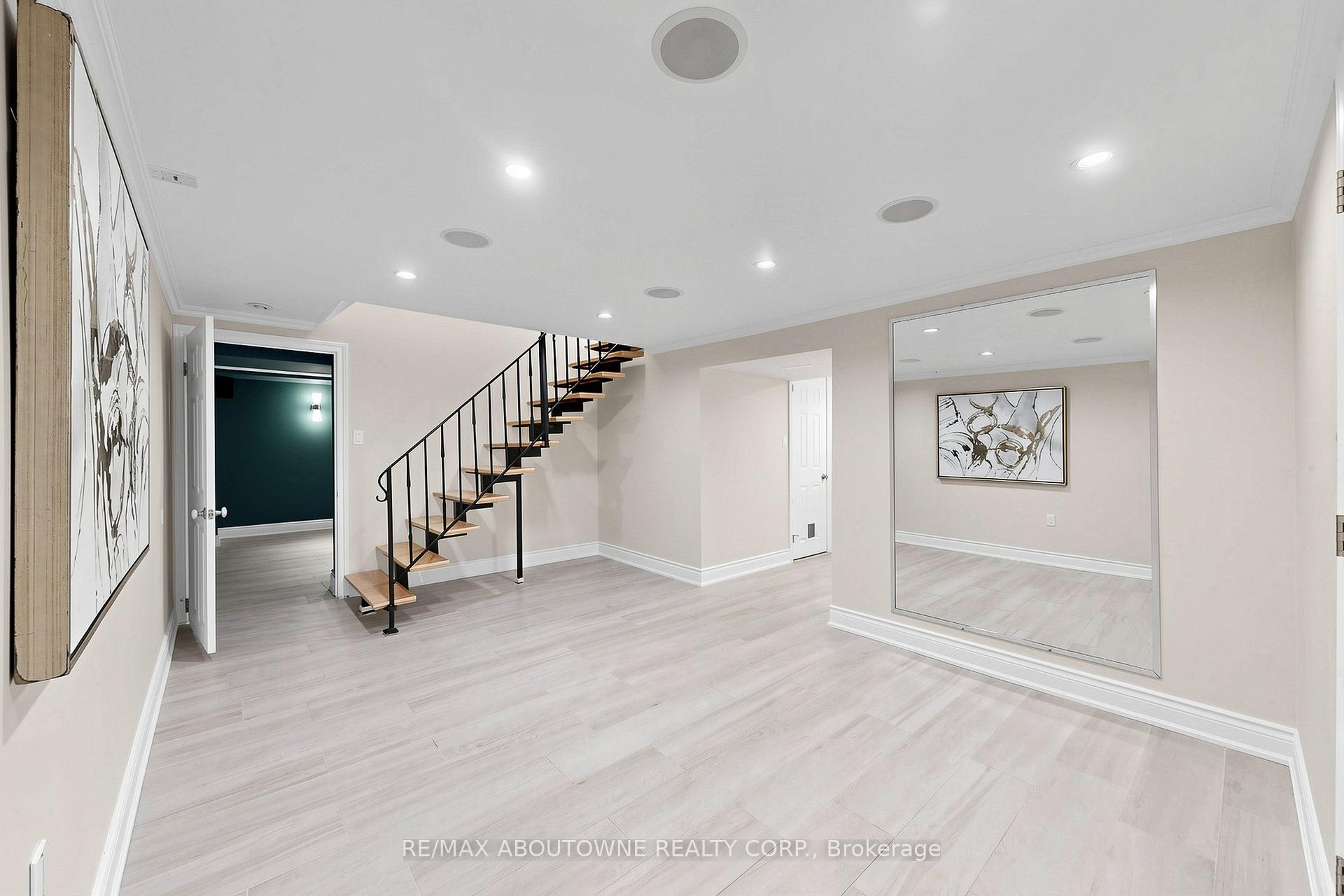 1316 Cambridge Drive