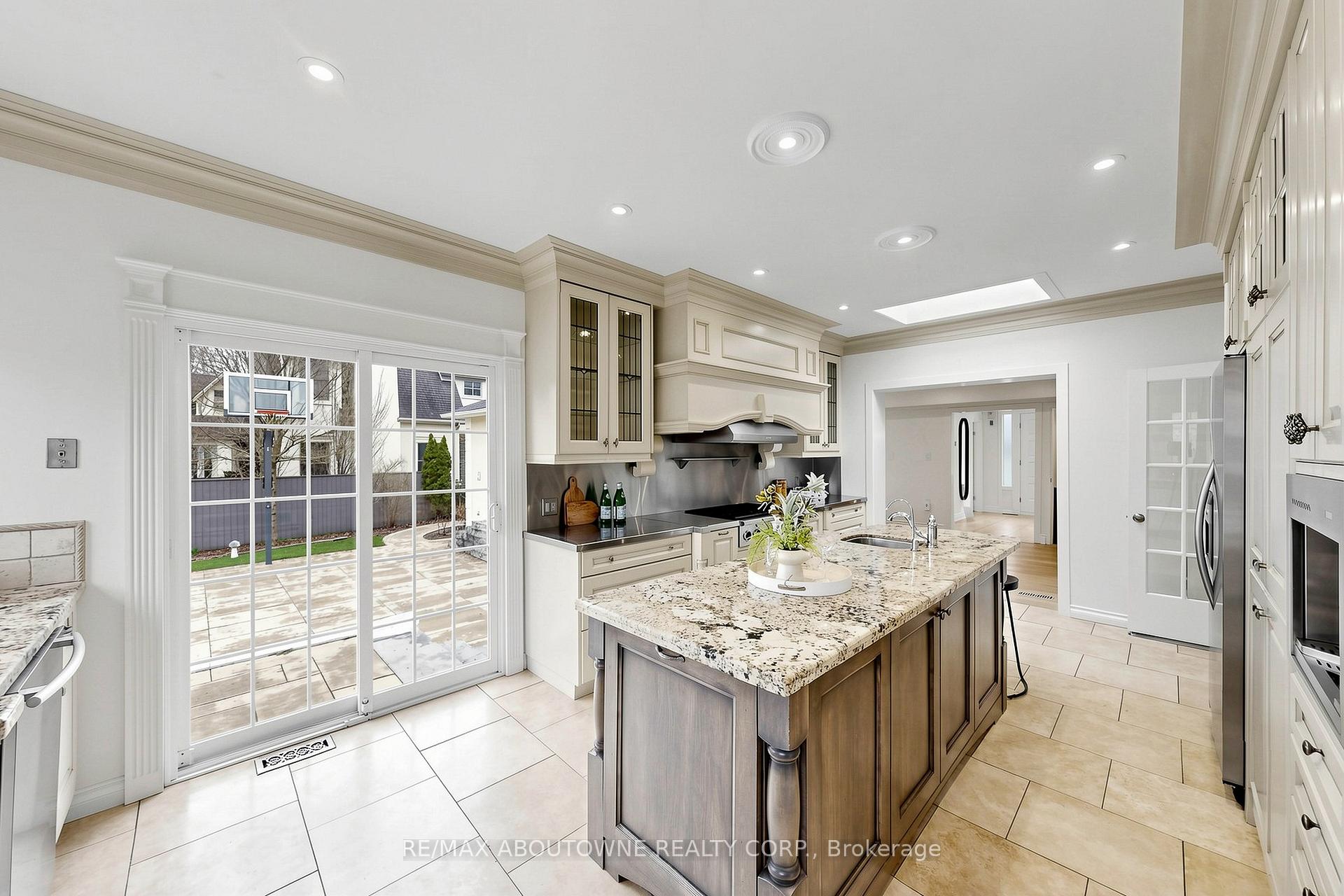 1316 Cambridge Drive