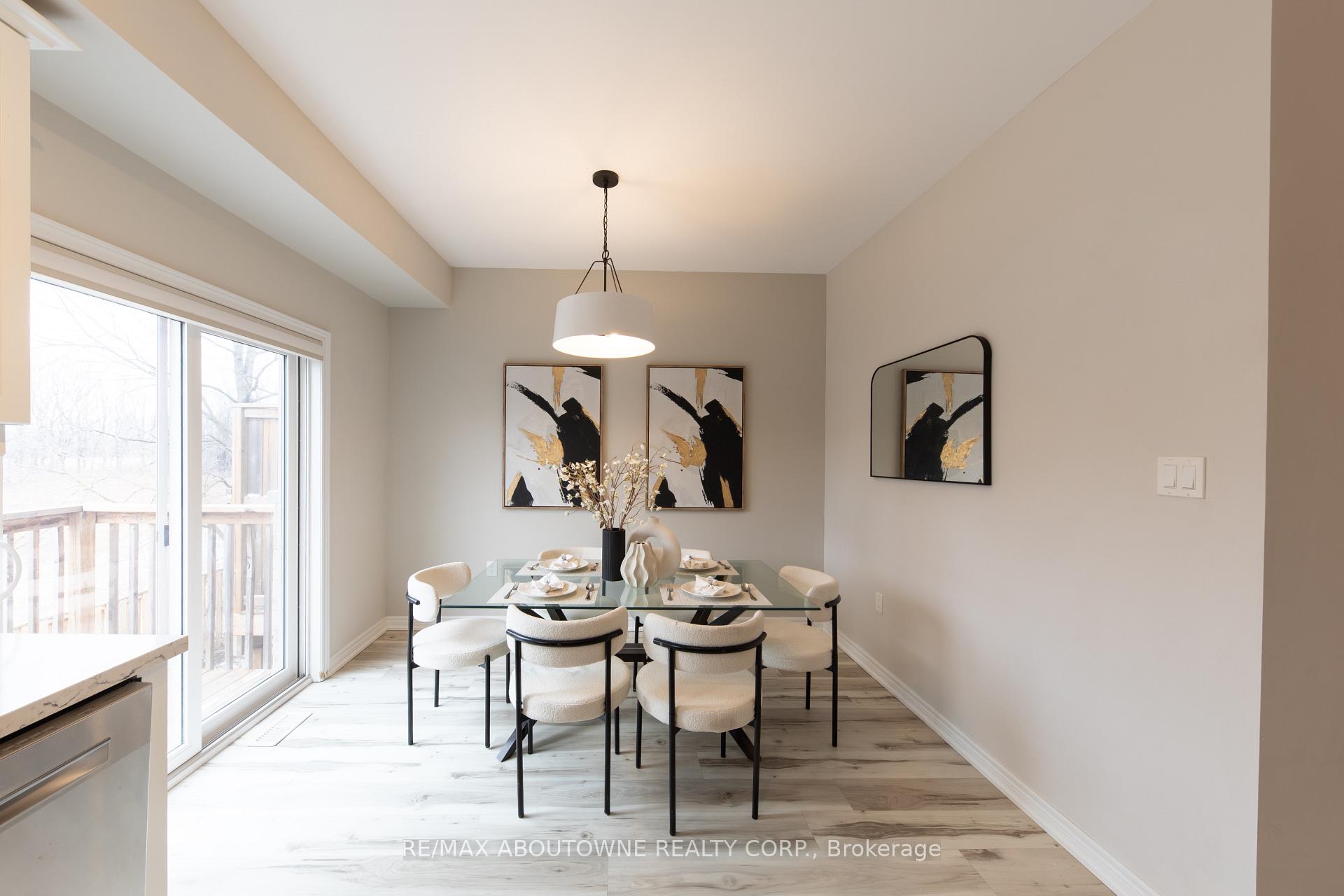 15 Barley Lane, Hamilton, ON L9K 0K1