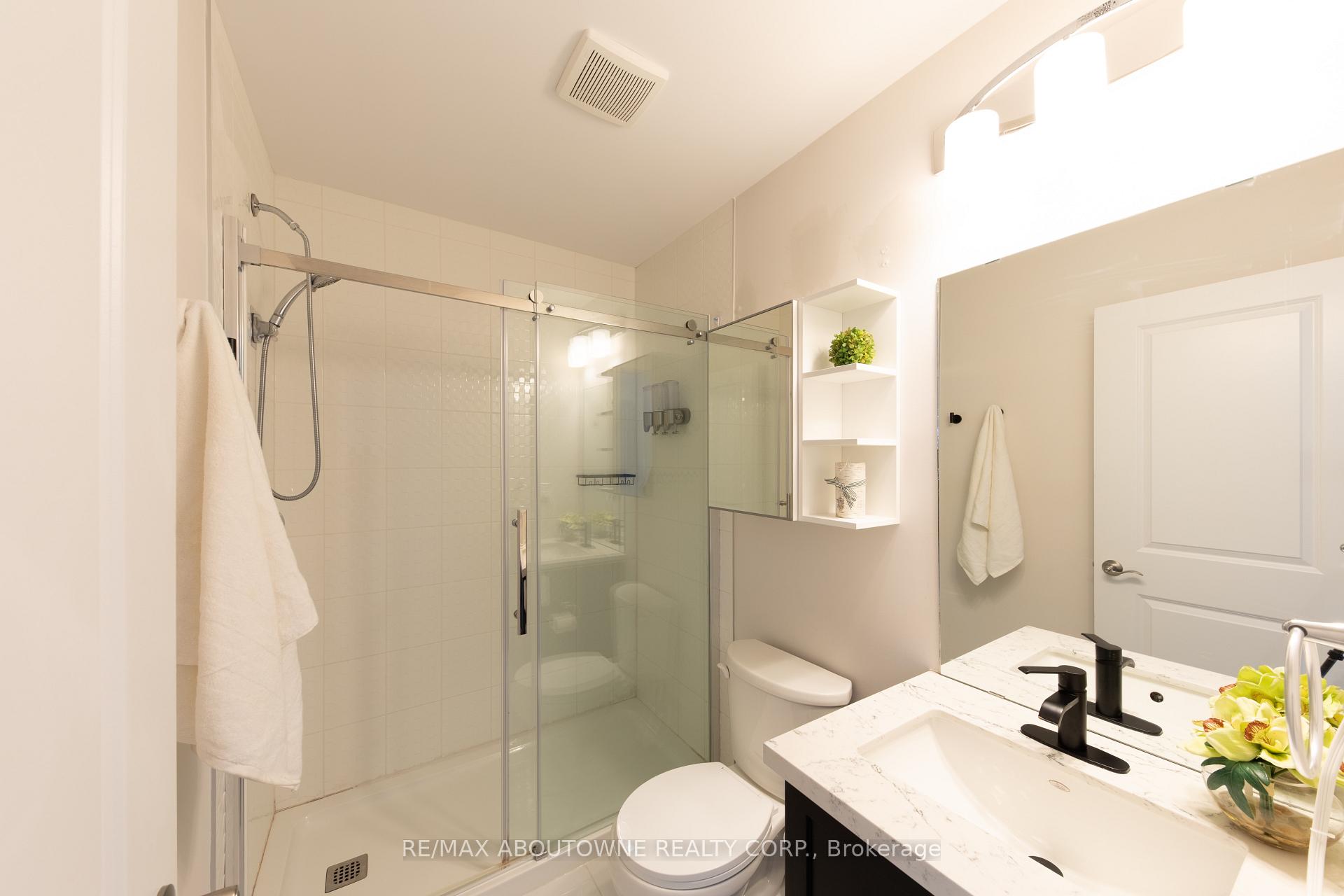 15 Barley Lane, Hamilton, ON L9K 0K1