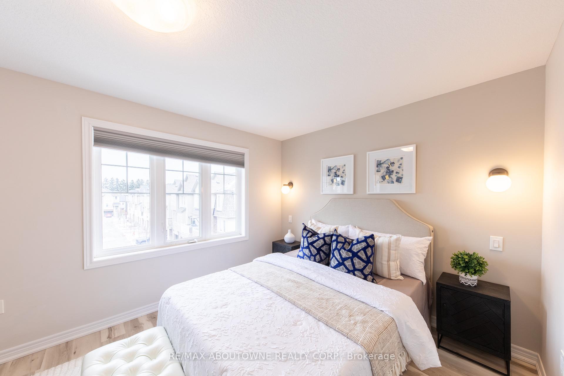 15 Barley Lane, Hamilton, ON L9K 0K1