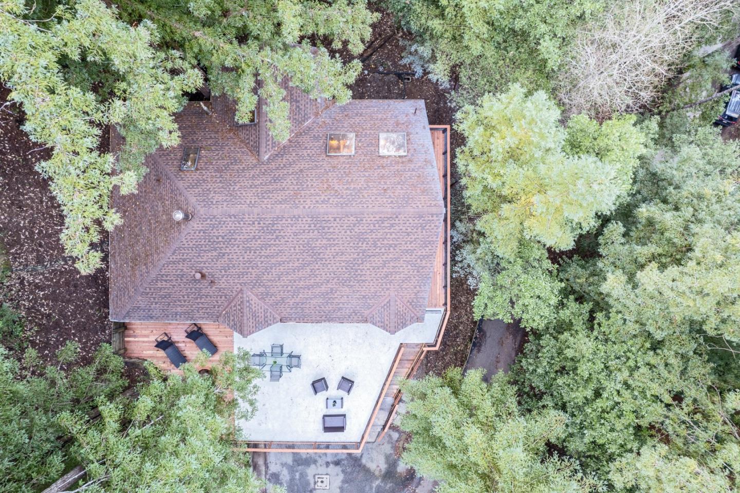 1190 Scenic DR