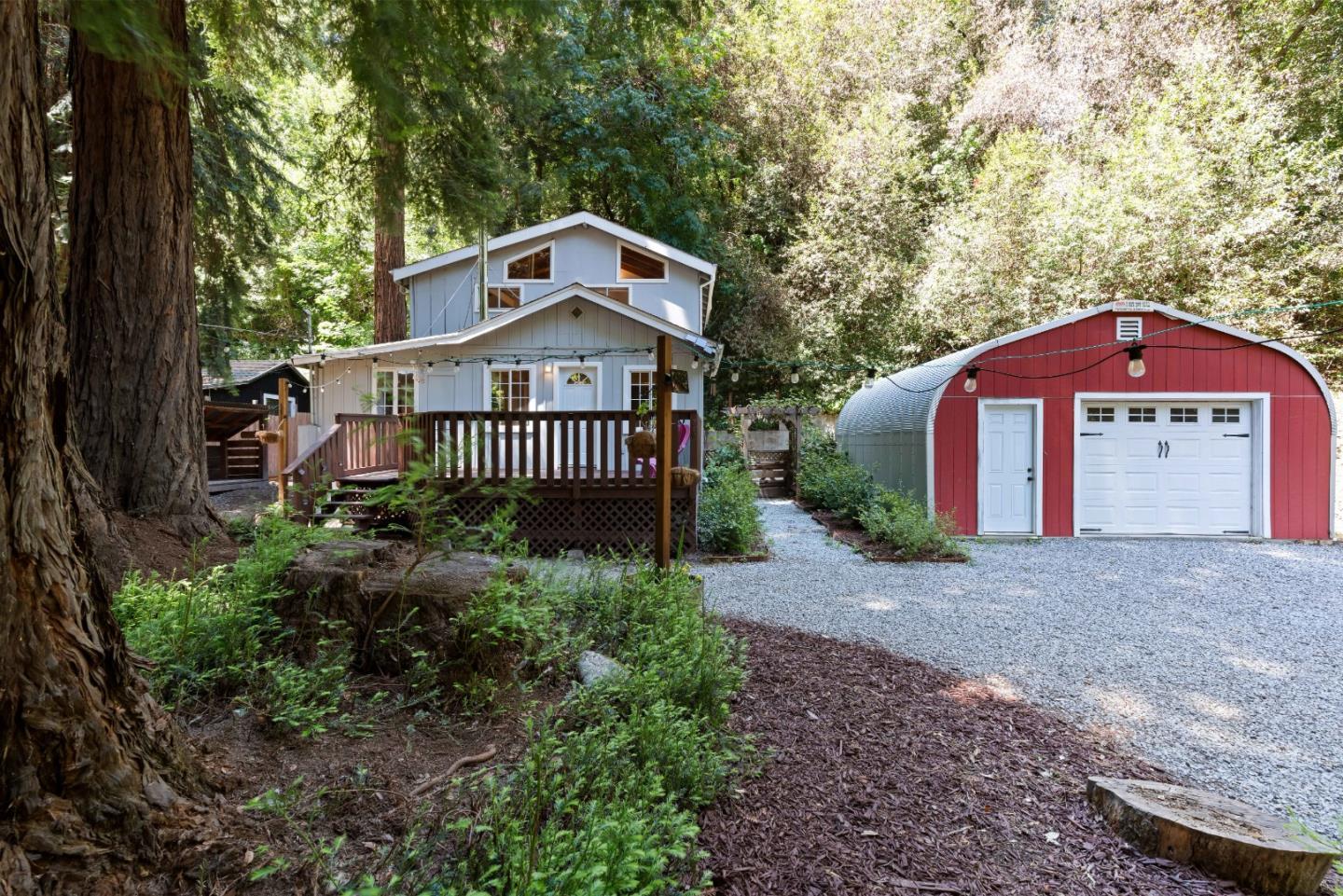 329 Creekside WAY
