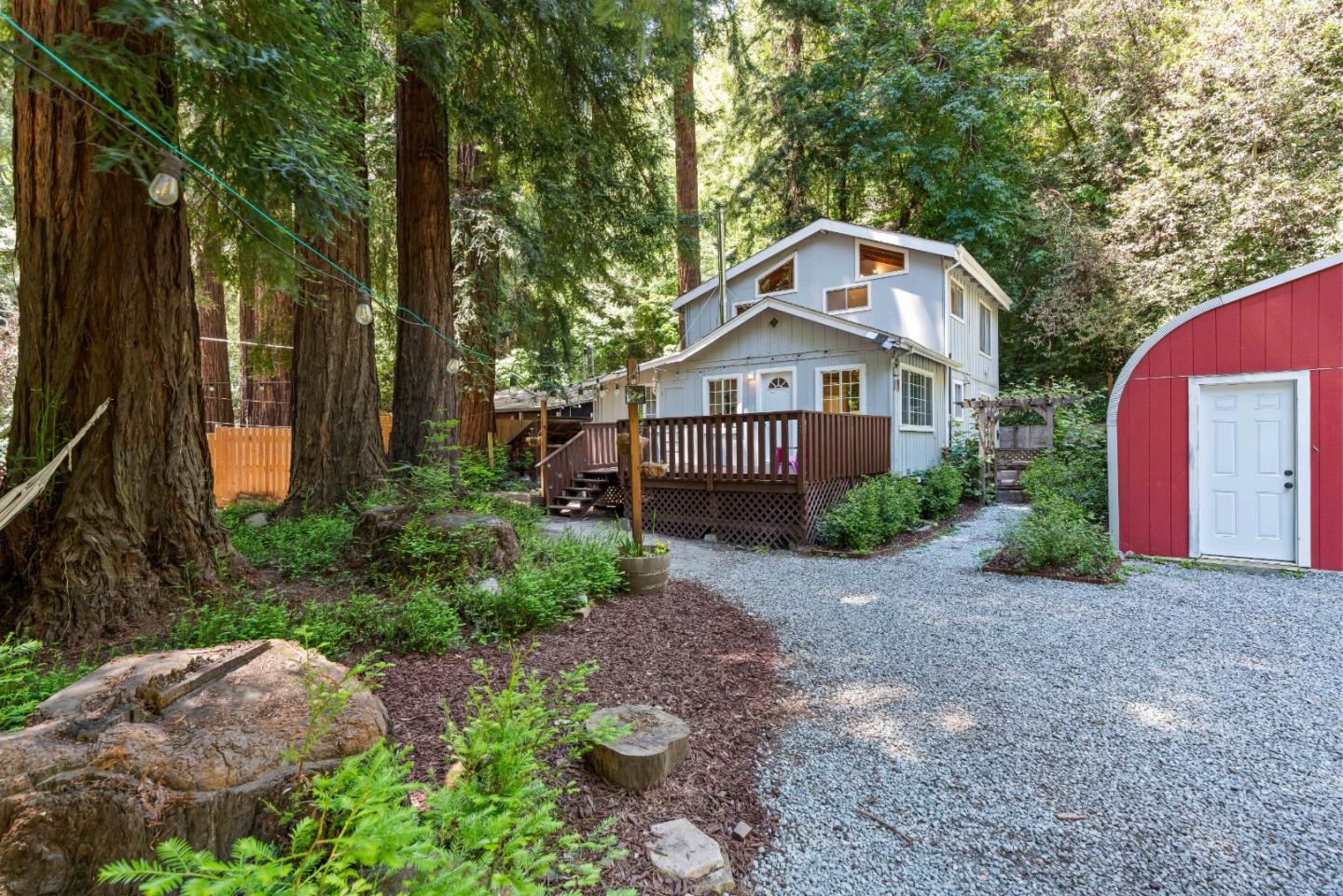 329 Creekside WAY