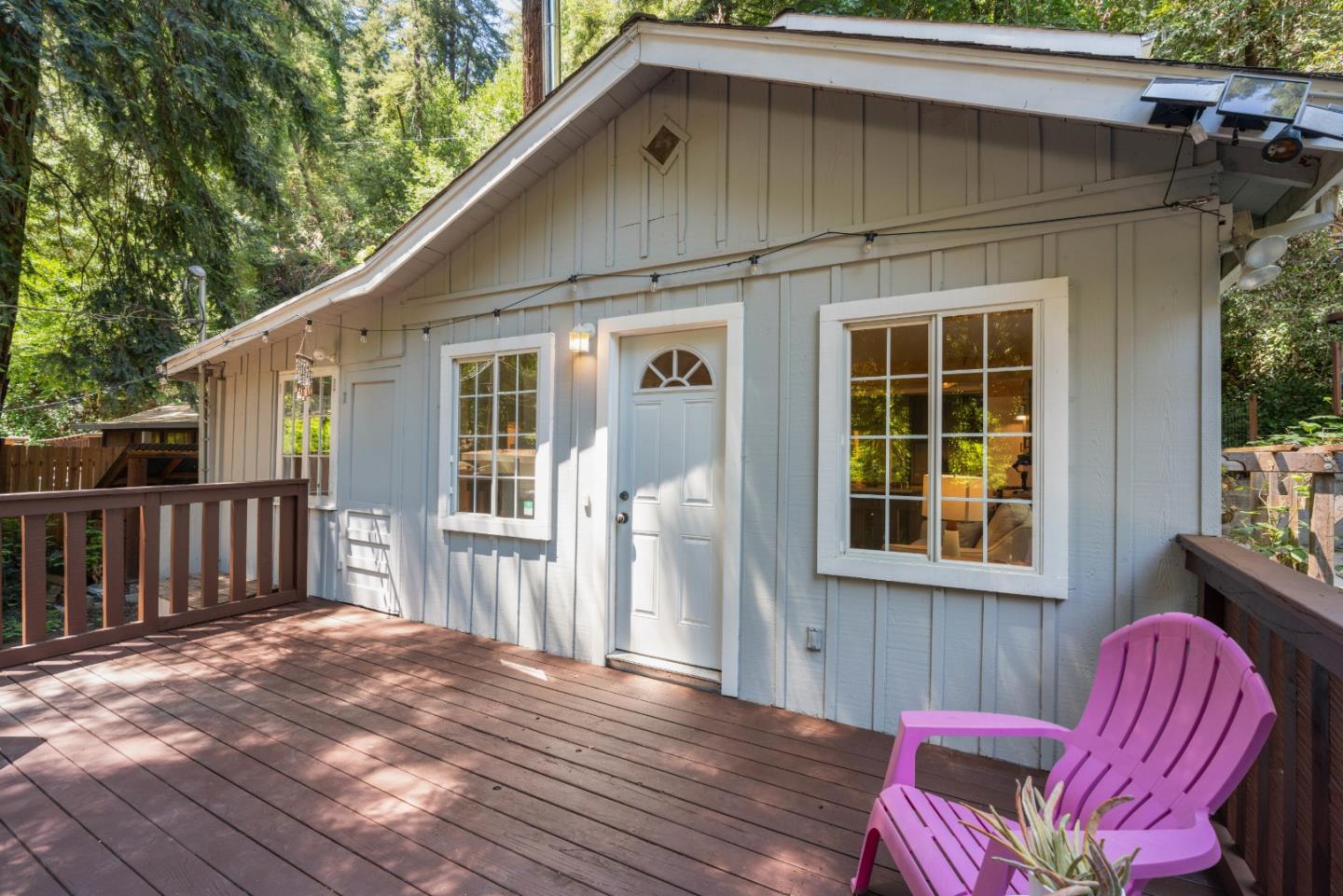 329 Creekside WAY