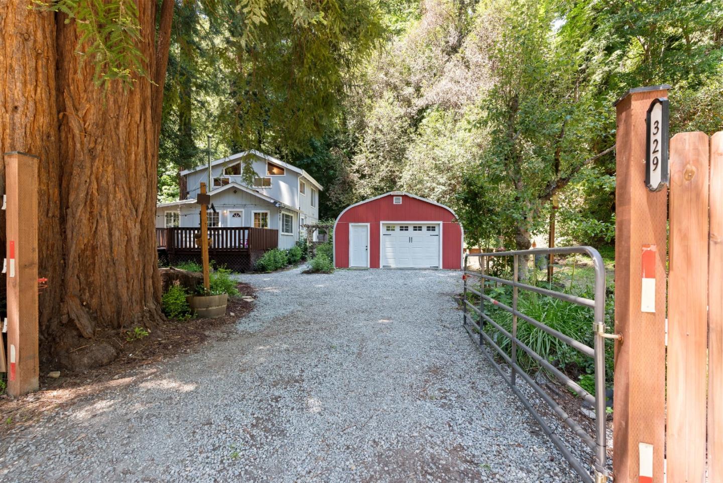 329 Creekside WAY