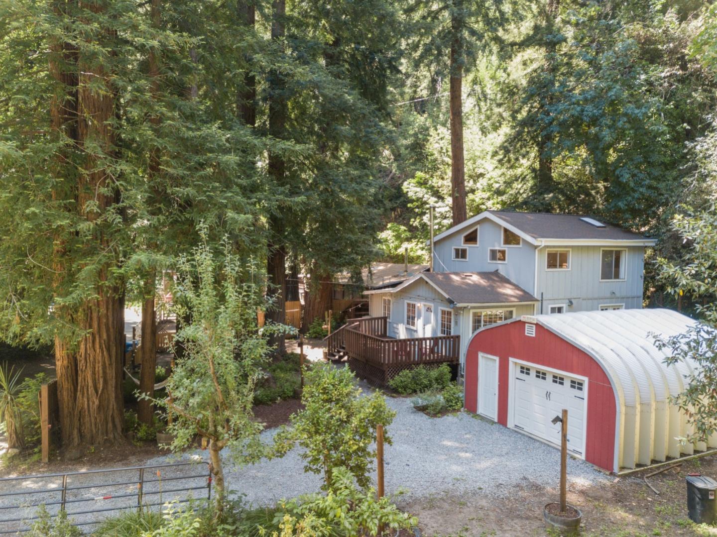 329 Creekside WAY