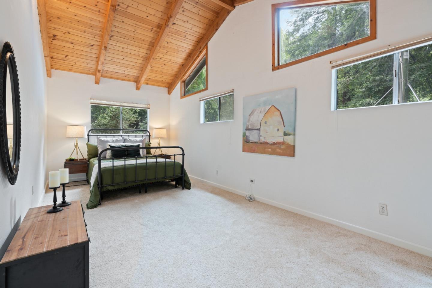 329 Creekside WAY