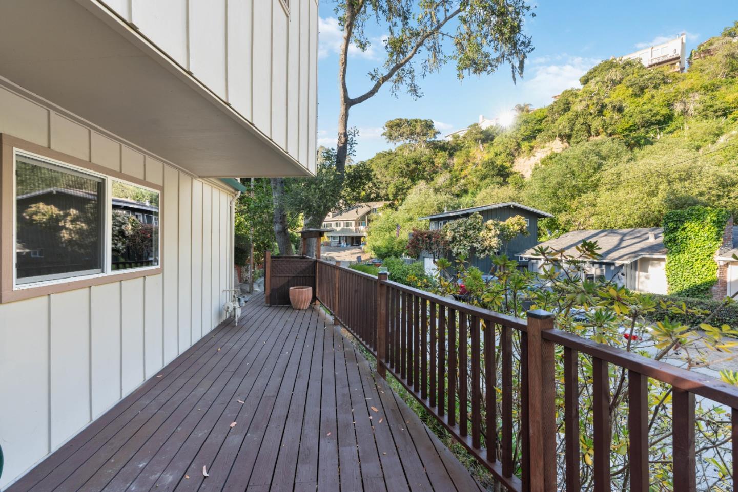 233 Lake CT