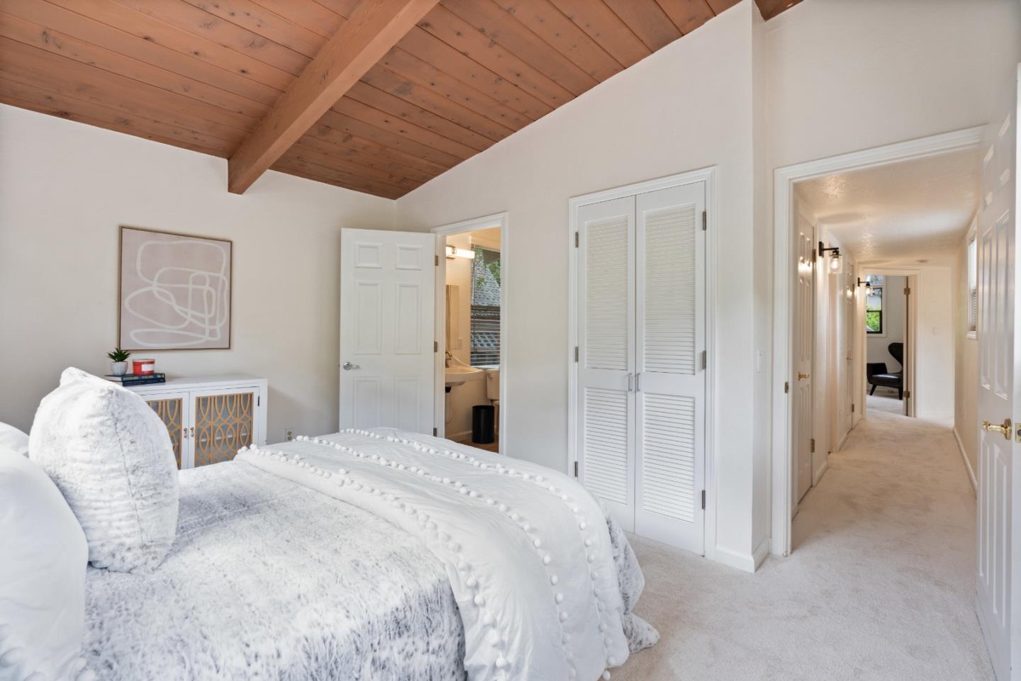 233 Lake CT