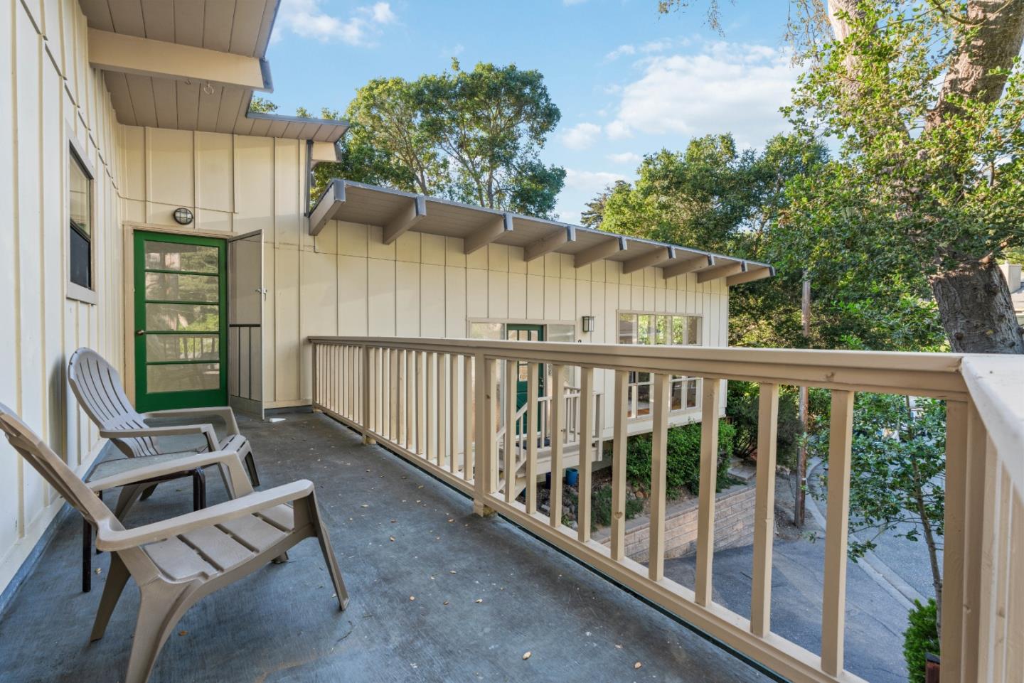 233 Lake CT