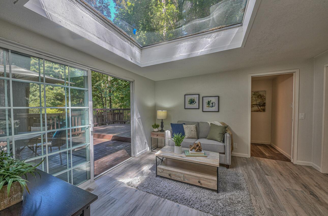 191 Redwood WAY