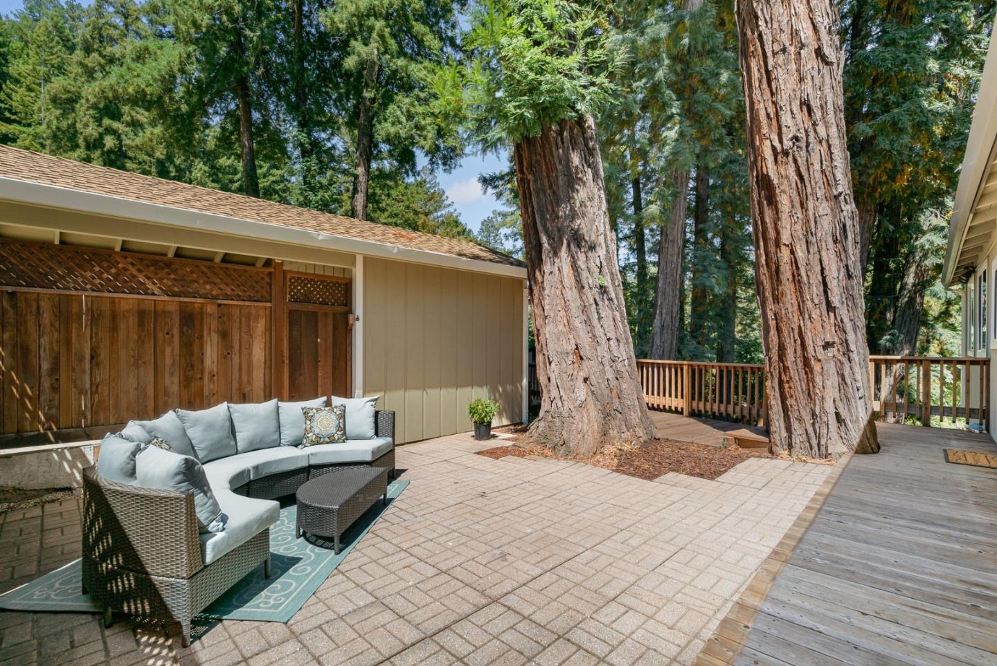 115 Shadowbrook RD