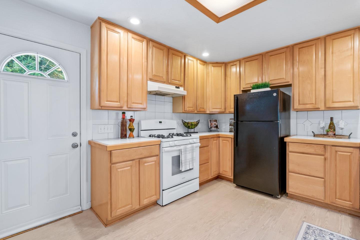 115 Shadowbrook RD