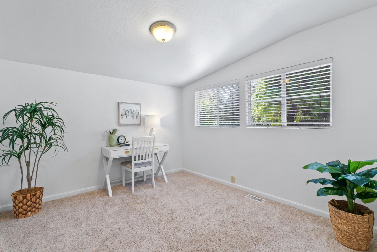 115 Shadowbrook RD